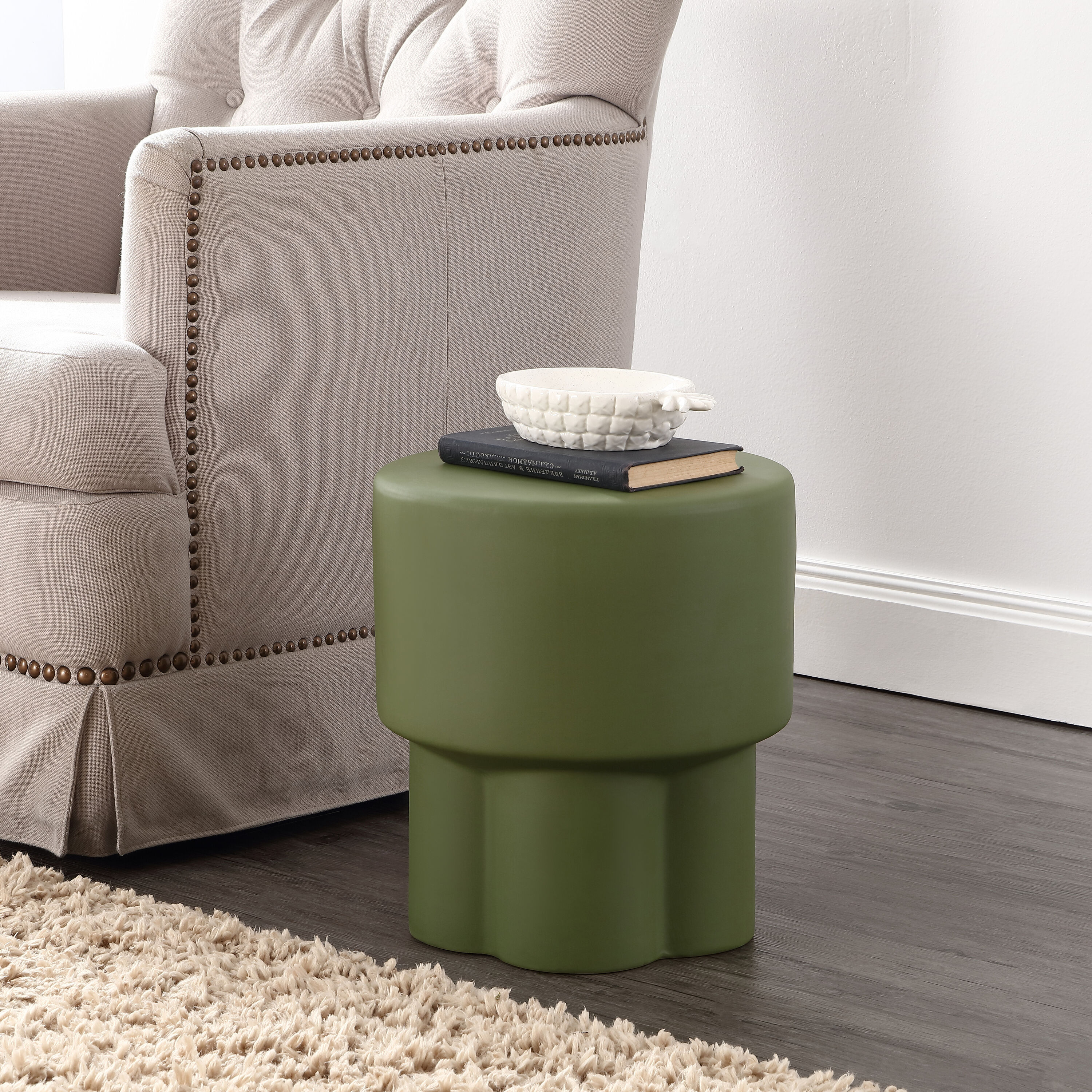 Safavieh  Cordiz 14.25 Inch Moss Green Ceramic Garden Stool