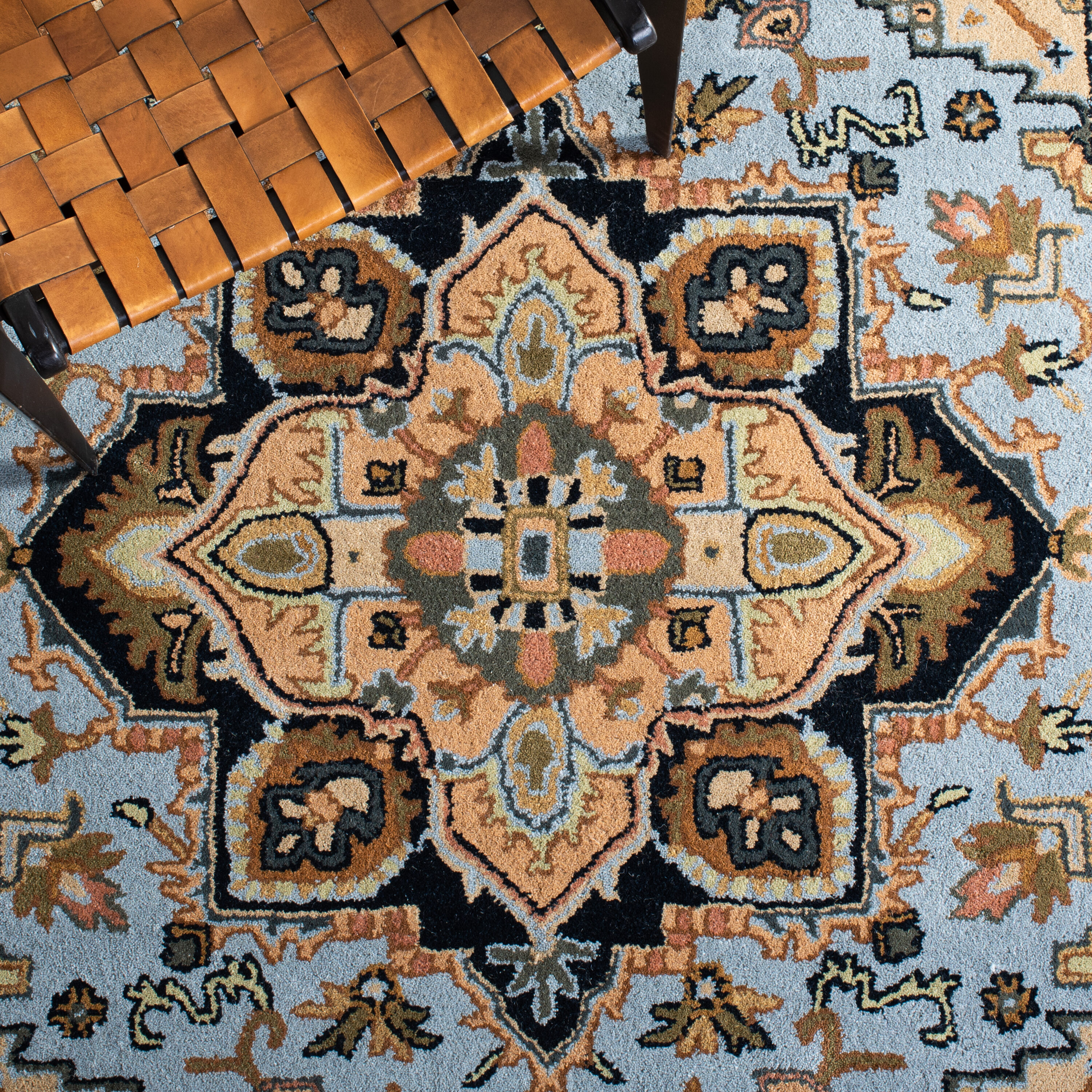 Safavieh HG625M-9 rugs - View #5