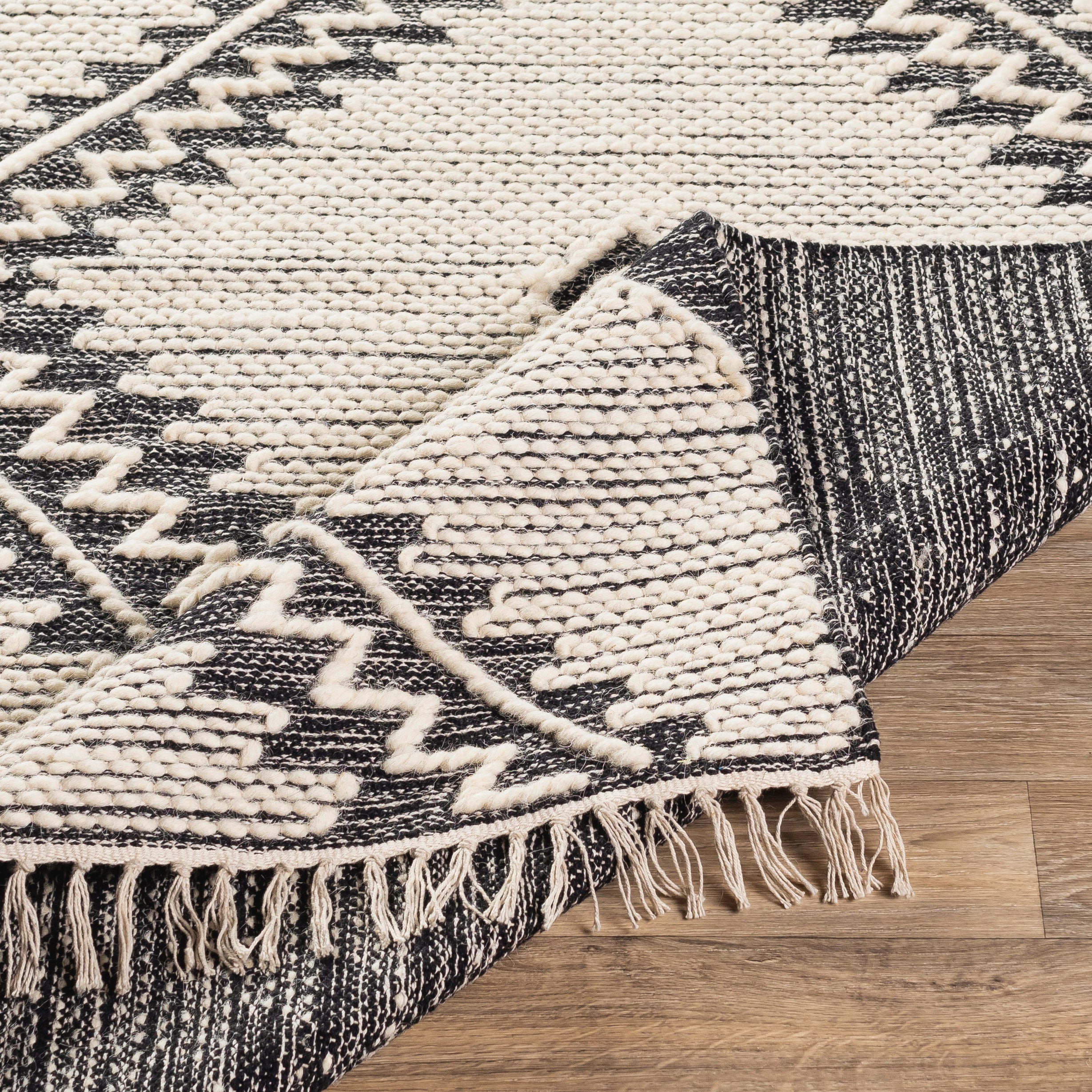 Surya BWK2311-23 rugs - View #3
