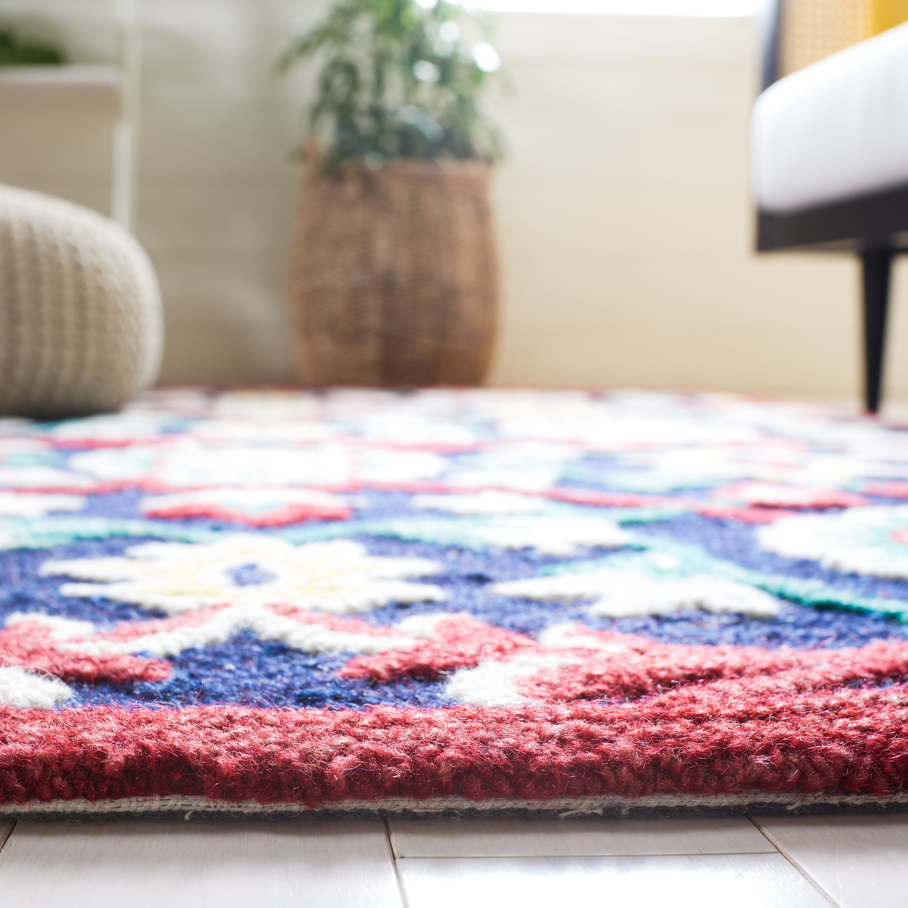 Safavieh BLM564N-4 rugs - View #7