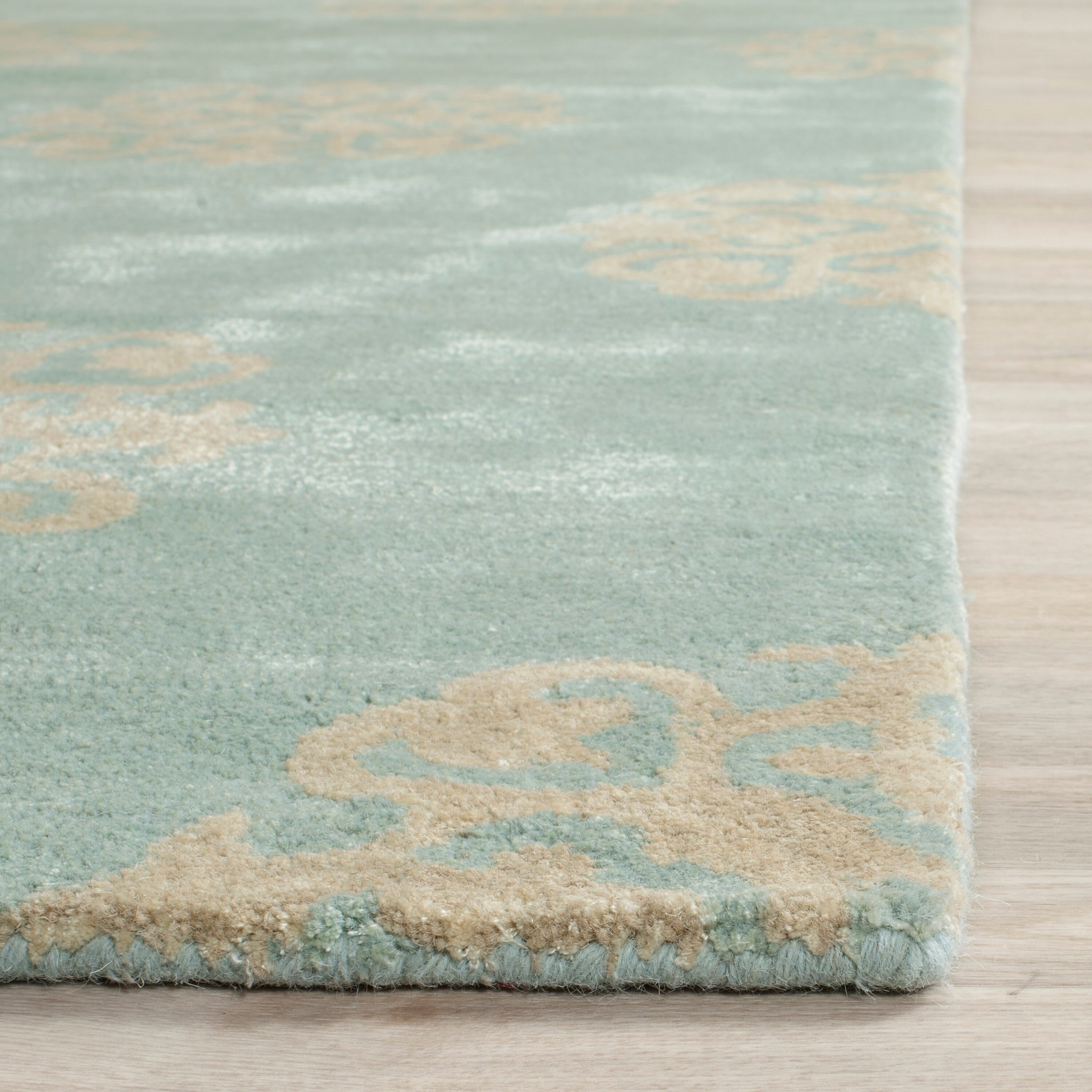 Safavieh SOH424A-8 rugs - View #3