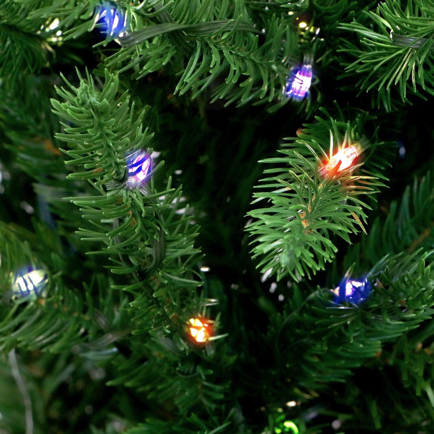 Fraser Hill Farm FFCP065-6MGR Artificial-Christmas-Trees - View #15