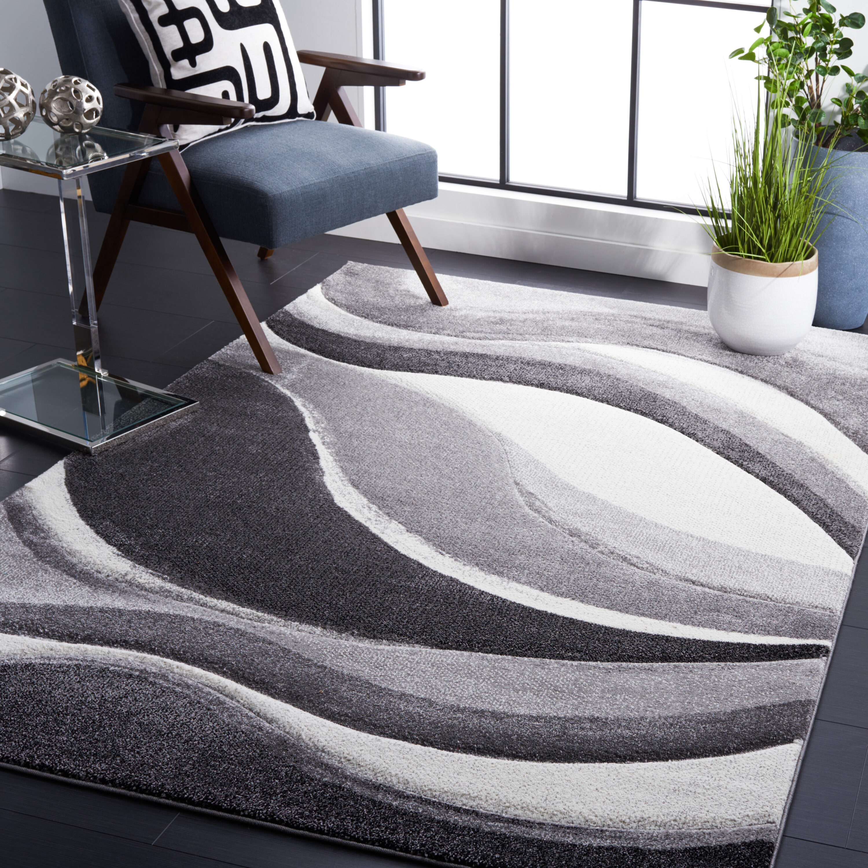 Hollywood 5 x 8 (ft) Loomed Polypropylene Gray/Ivory Rectangular Indoor Abstract Mid-Century Modern Professionally Clean Only Area rug