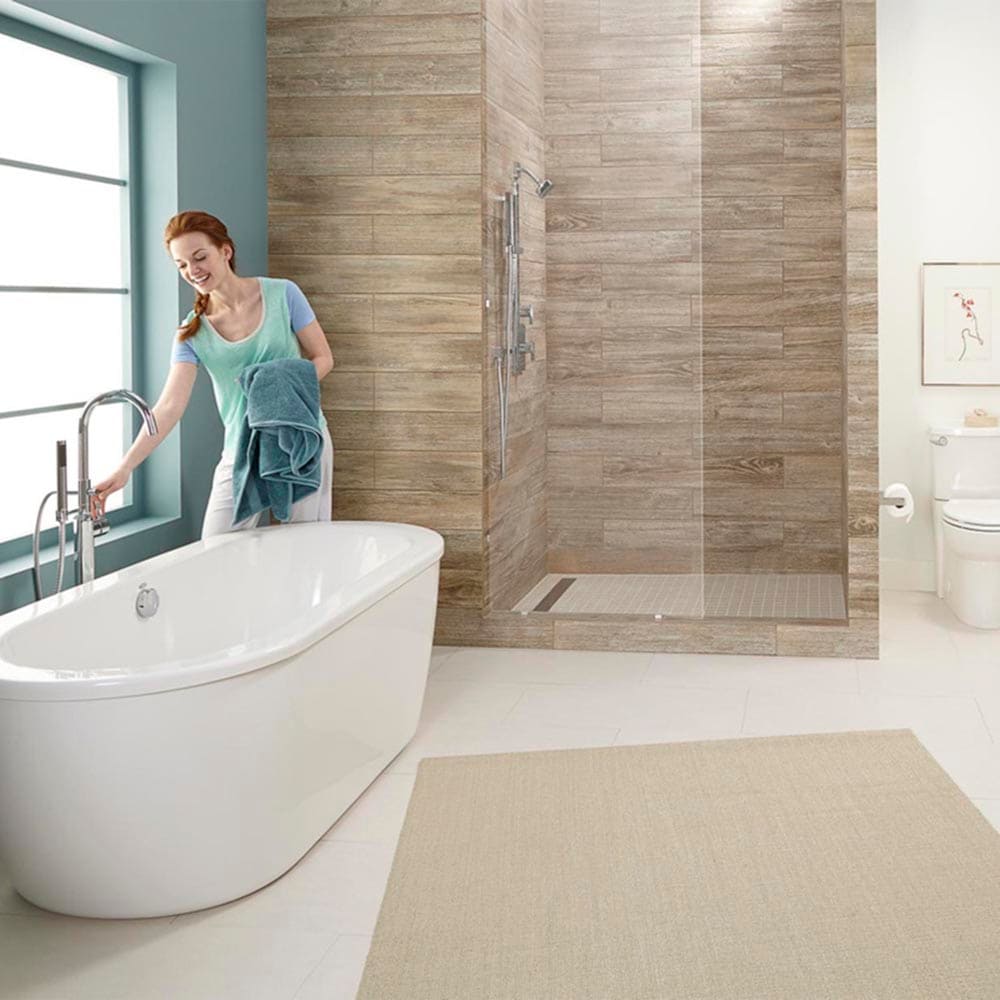 Cadet 5 ft. x 5 ft. Center Drain Corner Soaking Bathtub in White