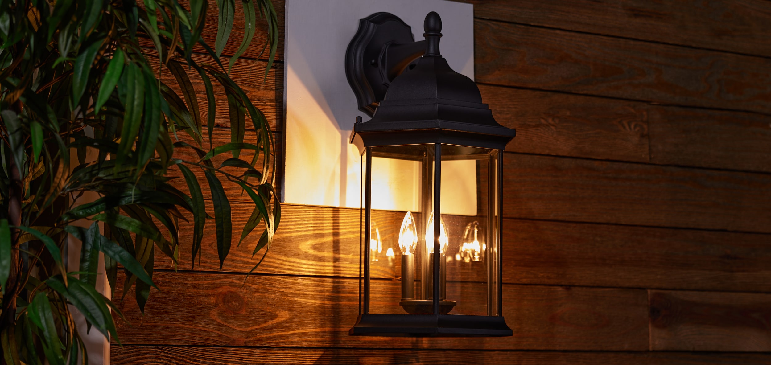 Black Clear Glass 3-Light Outdoor Wall Lantern