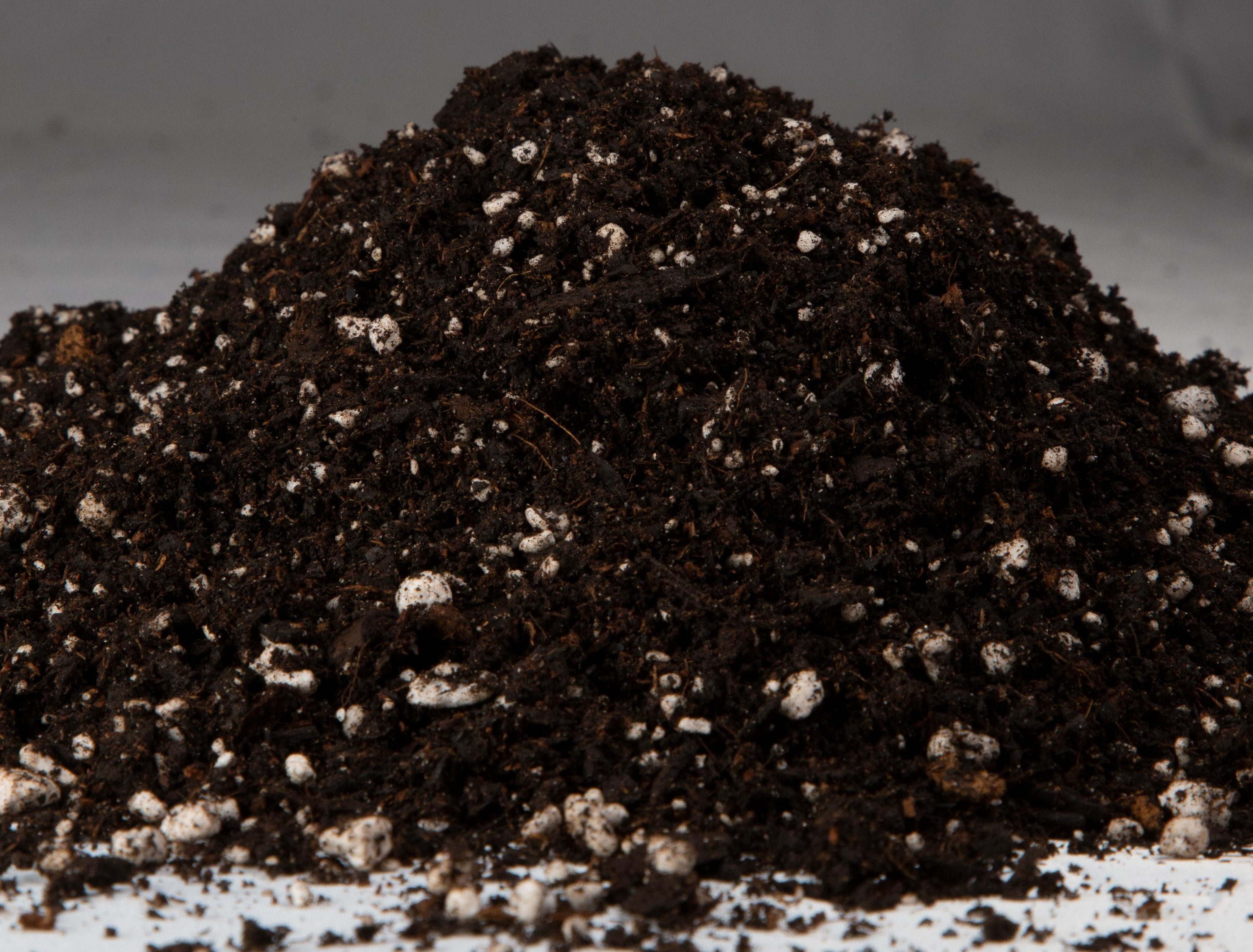 1.5 cu. ft. Organic Southern Hemp Potting Soil