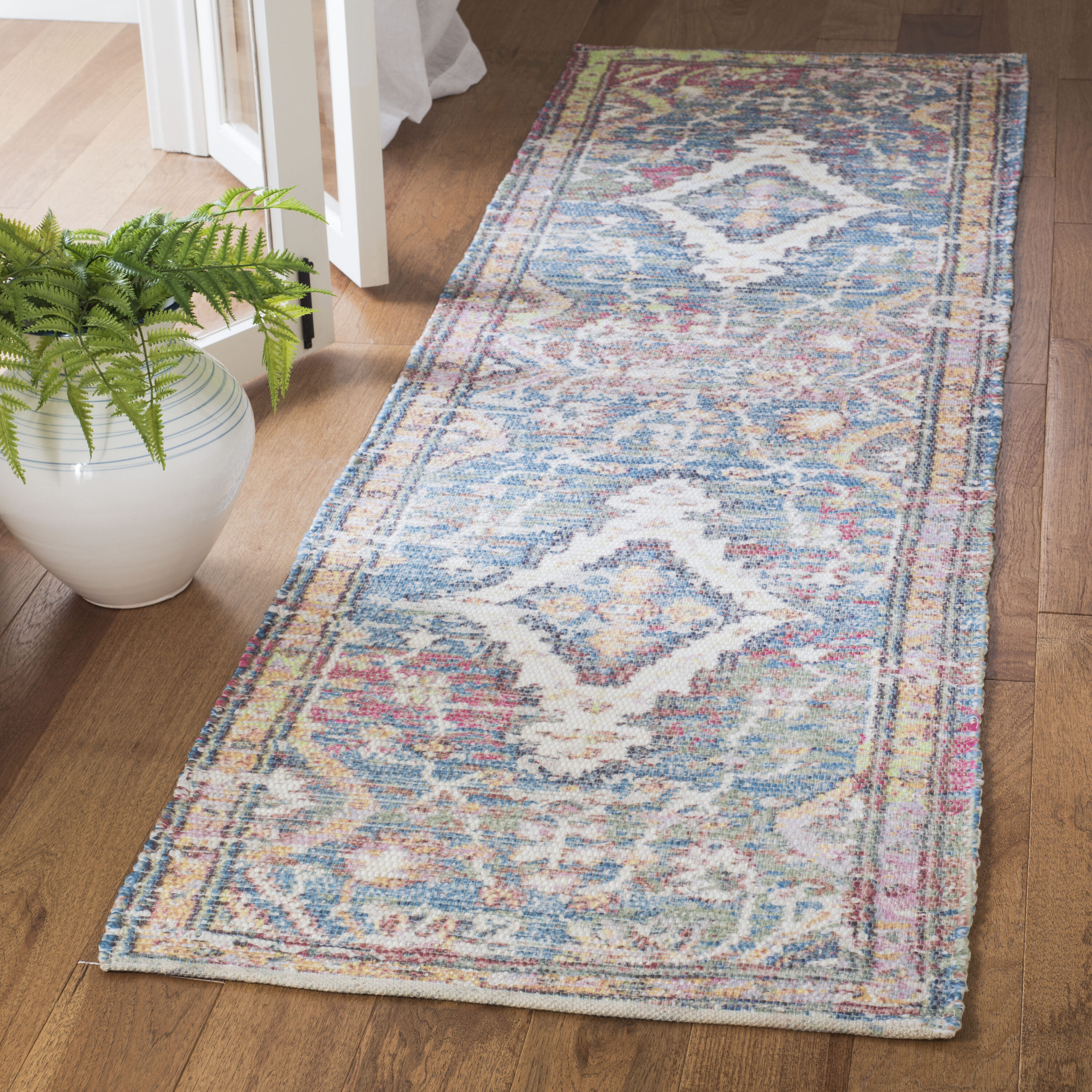  Saffron 564 Turquoise/Peach Traditional 2ft-3in x 10ft Runner Rug