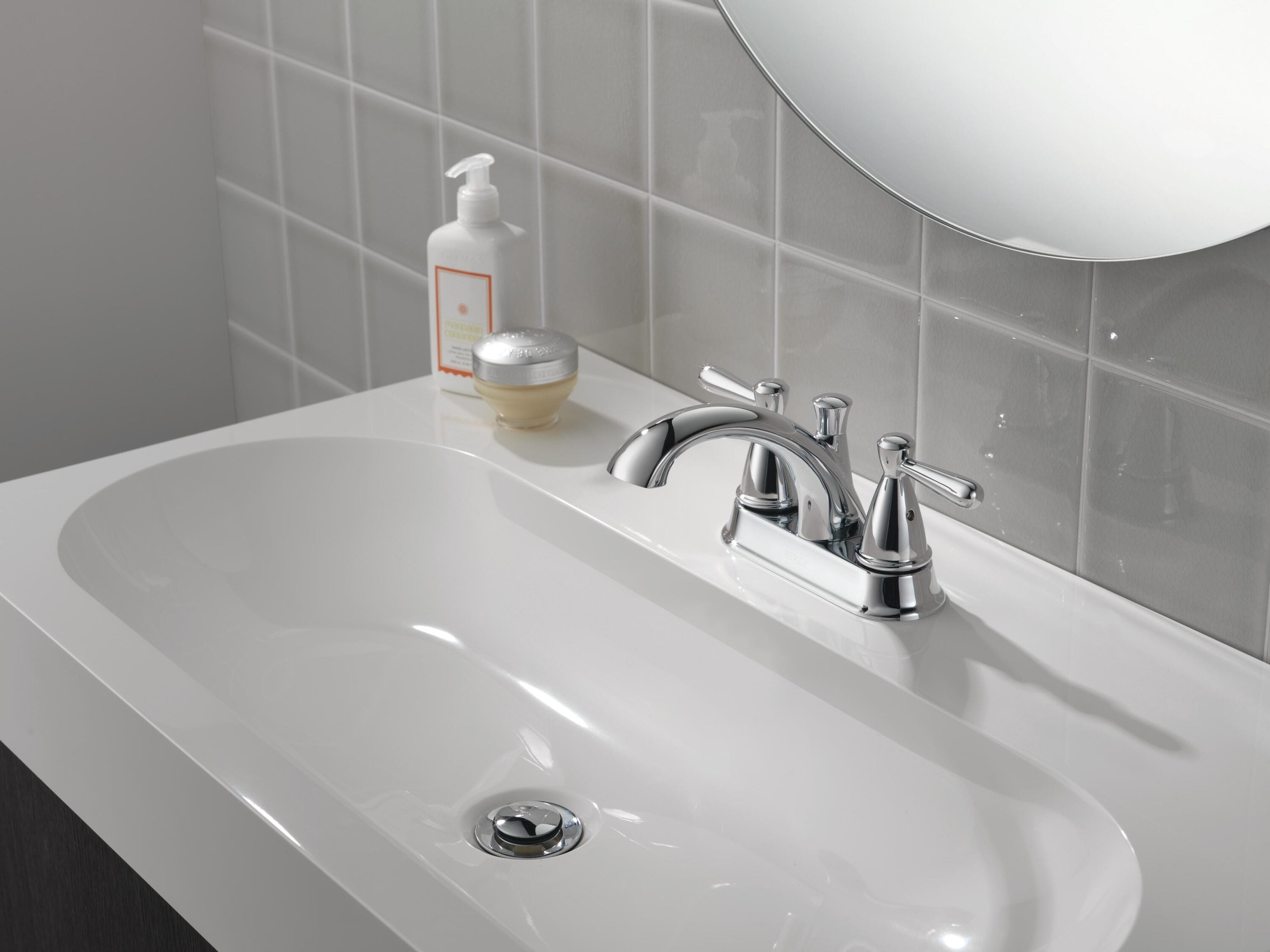 Delta P99640LF Lavatory-Faucets - View #4