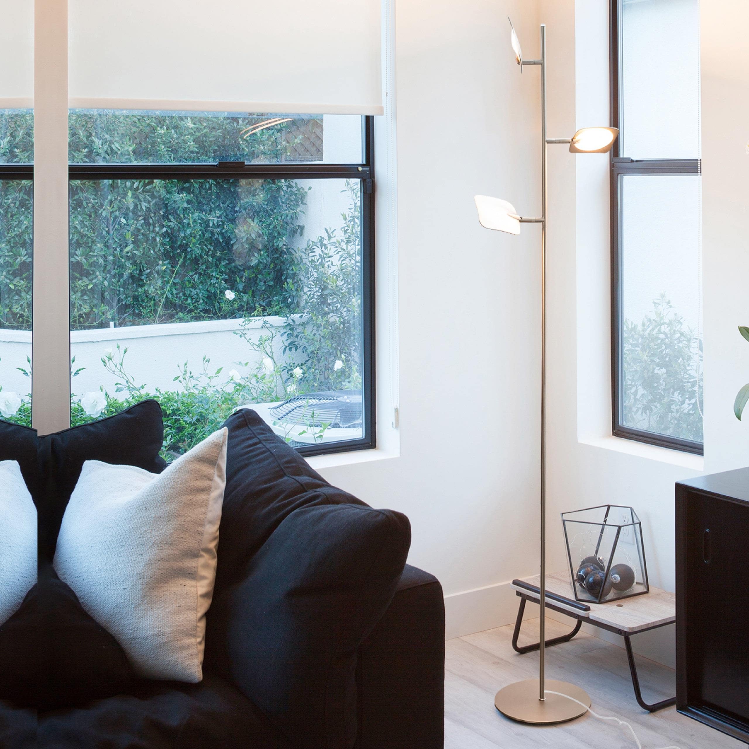 Brightech AP-U89B-U1IV floorlamps - View #5