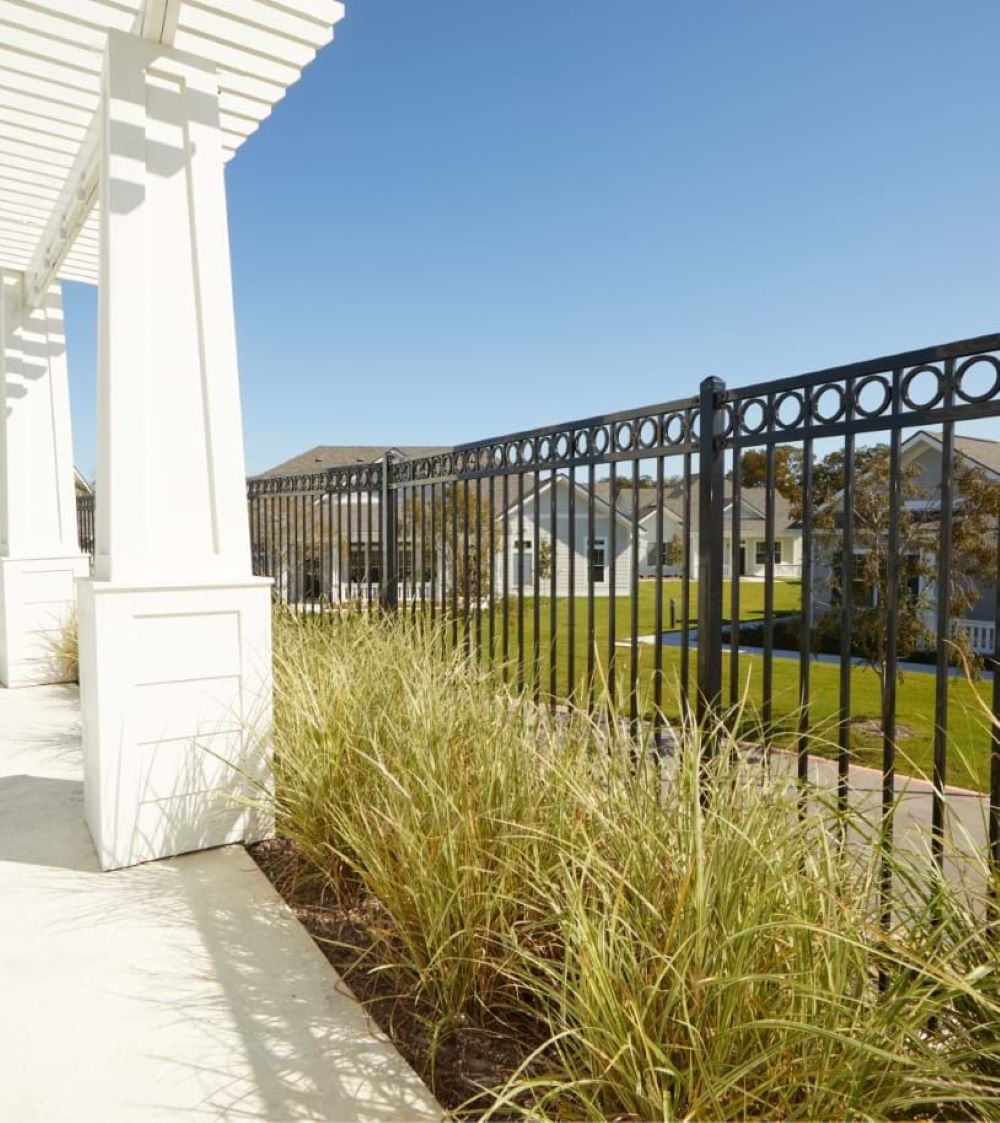 Fortress Building Products 650074 Vinyl-Fence-Post-Caps - View #4