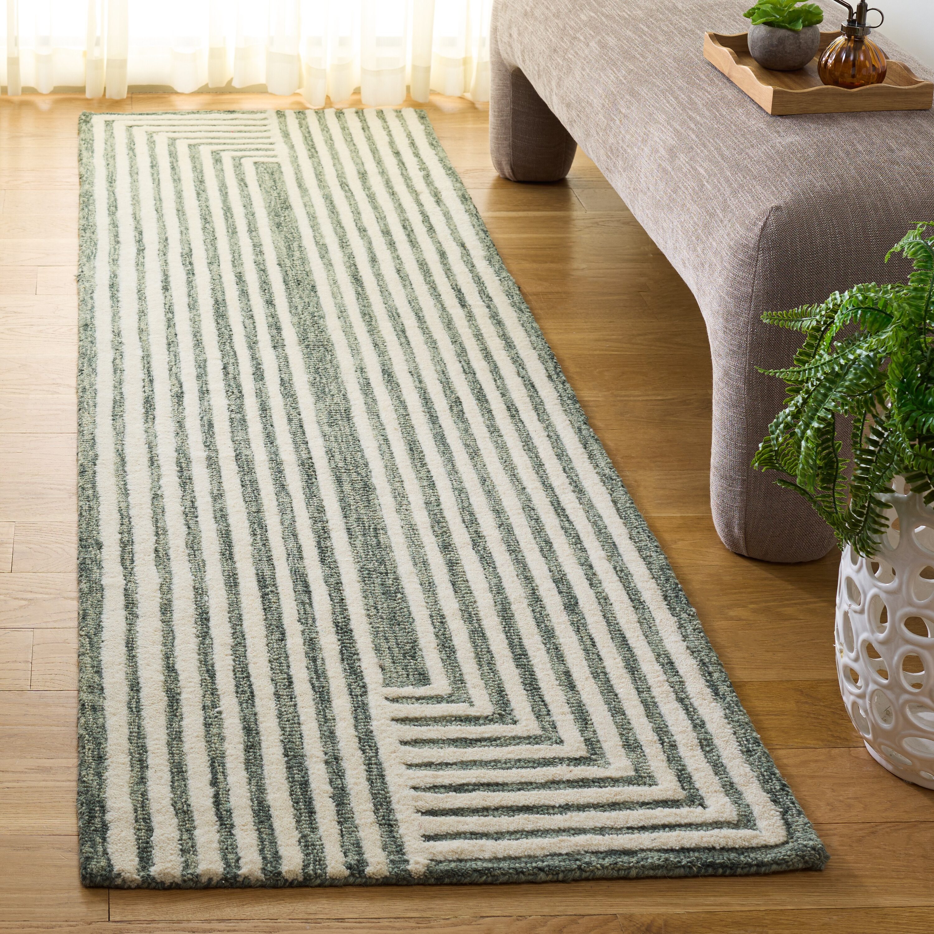 Safavieh MET389Y-28 rugs - View #2