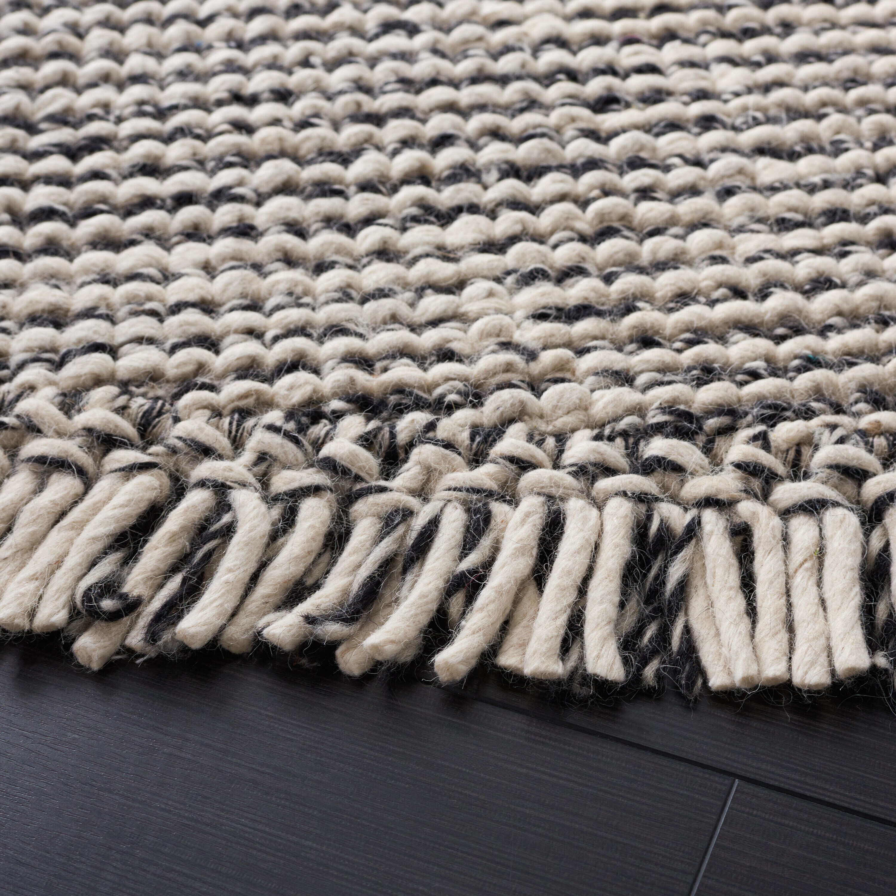 Safavieh NAT902Z-6R rugs - View #3