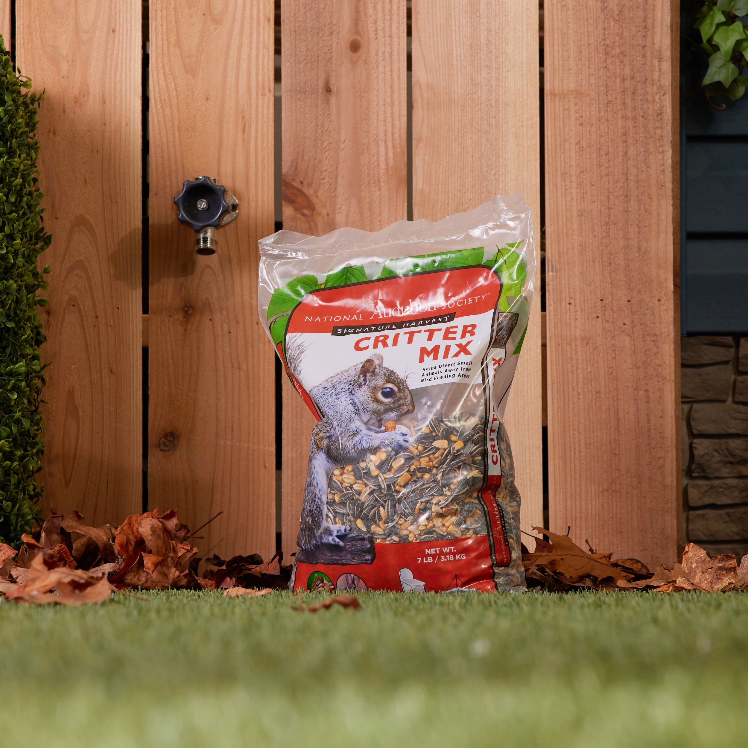 National Audubon Society 009469 Bird-Squirrel-Food - View #3