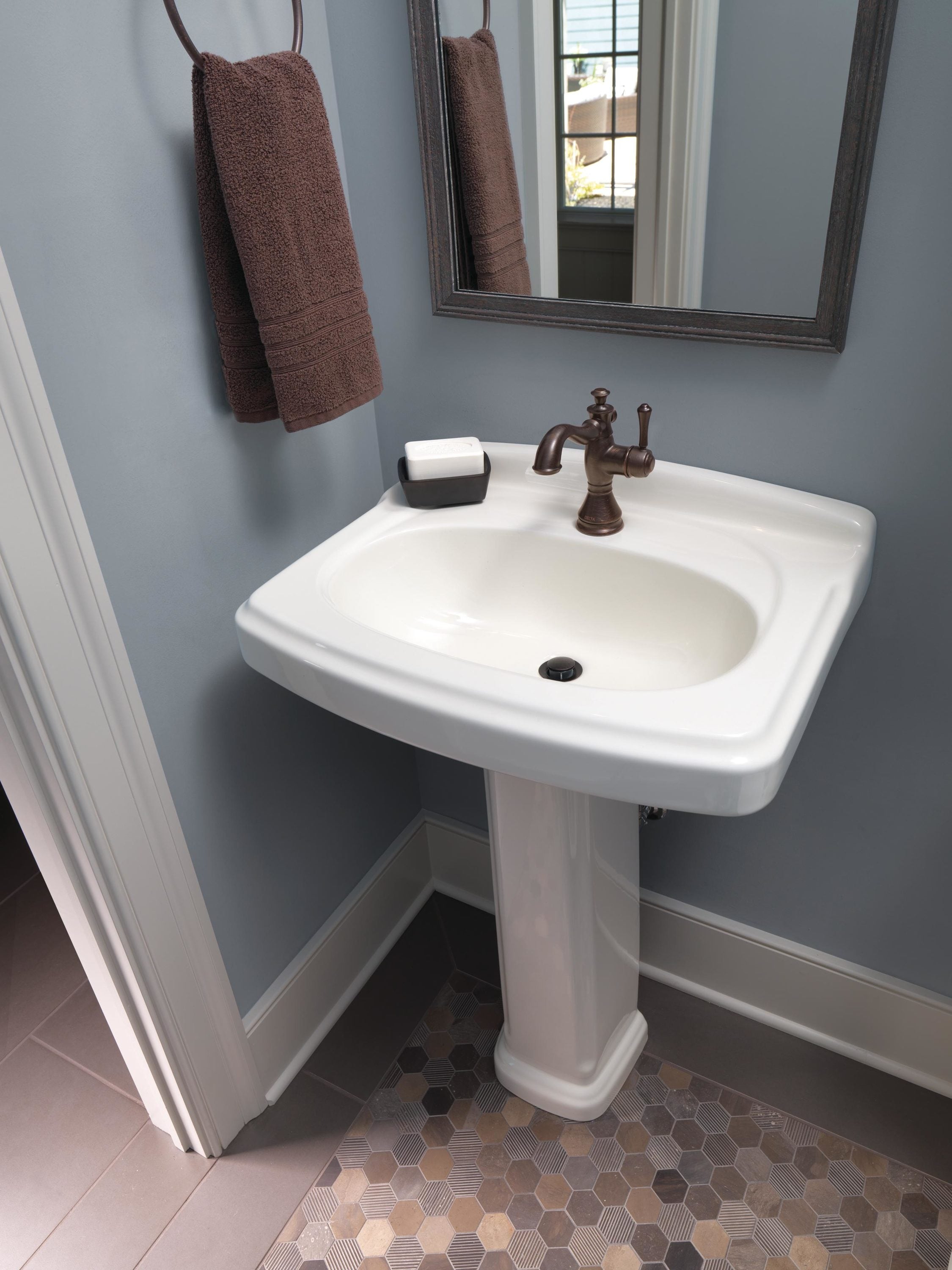 Delta 597LF-RBMPU Lavatory-Faucets - View #4