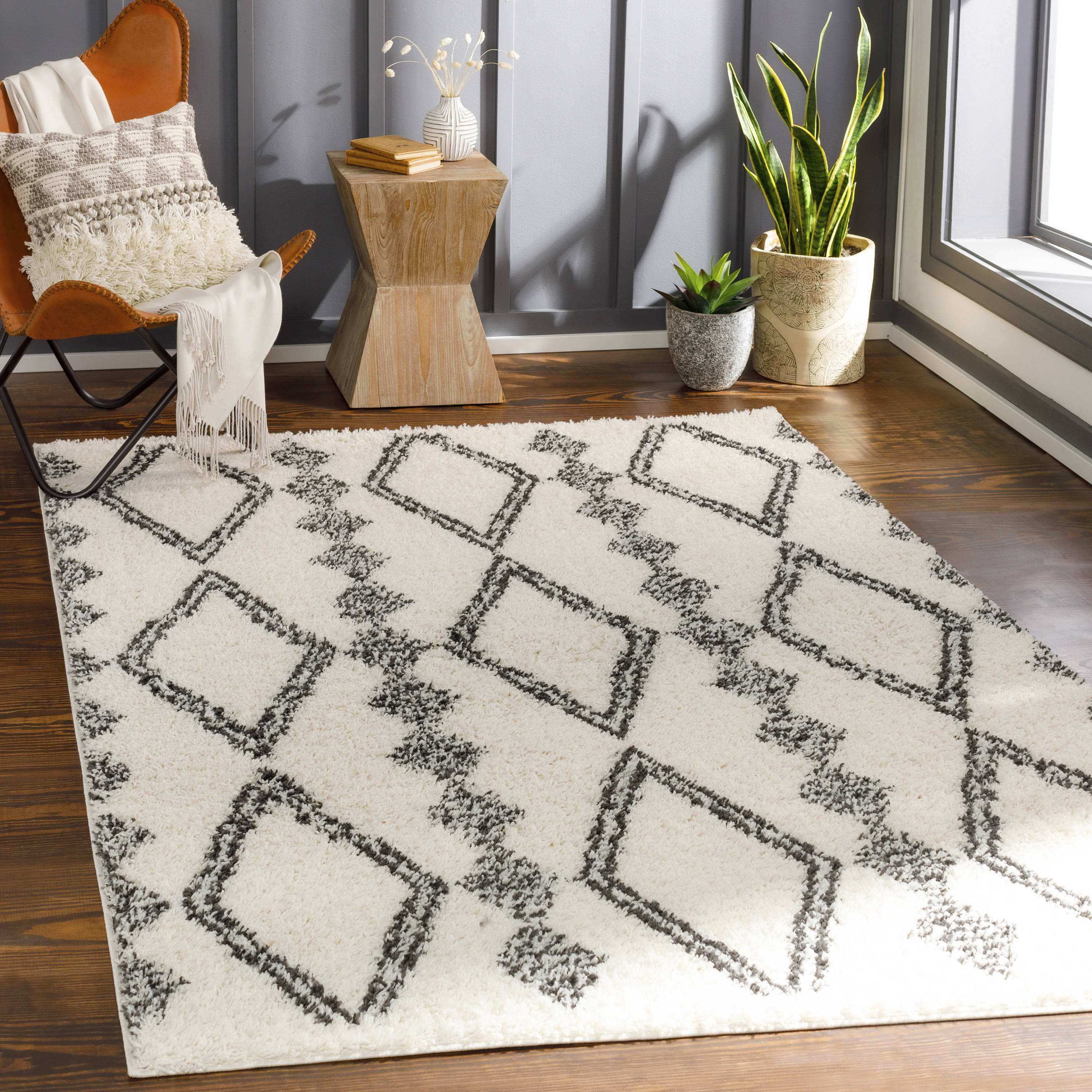 Surya BSH2318-71010 Beni shag 8 X 10 (ft) Charcoal Indoor Geometric Oriental Area Rug