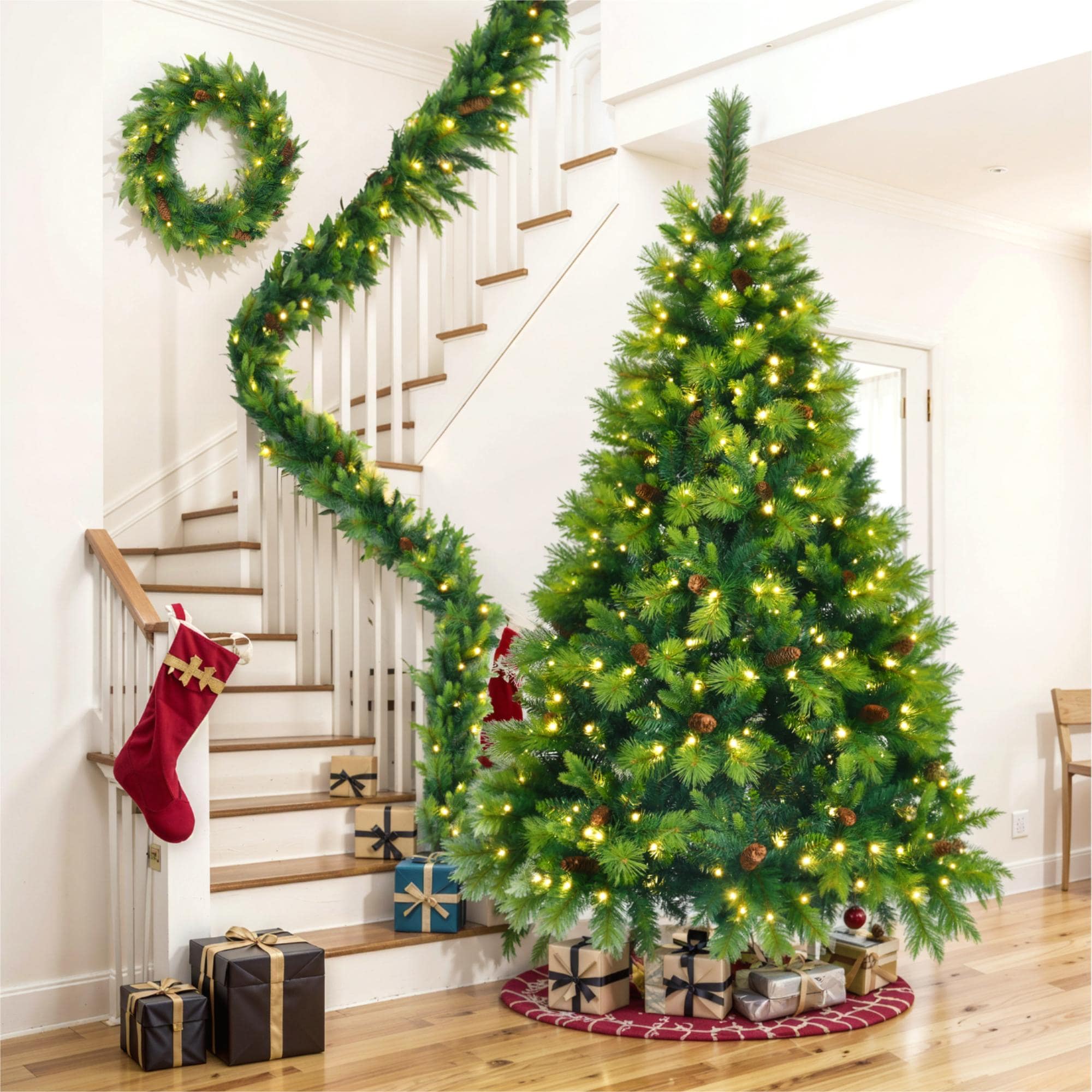 LOVMOR SF-WO-N704P198445F 6FT Grass Green Christmas Tree Pre Lit Set Tree Garland Wreath Artificial Pine Cones Hinged Xmas Tree Holiday Party Décor​