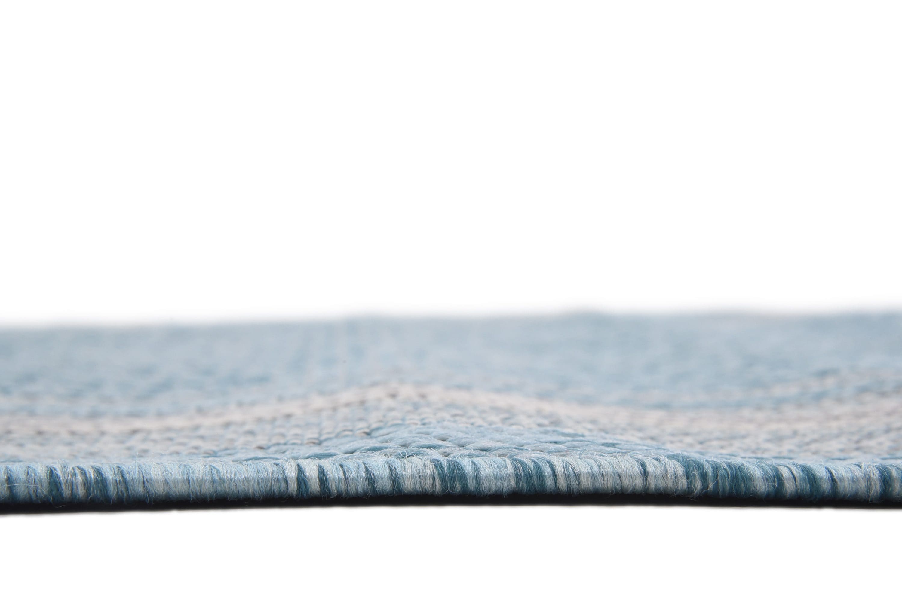 Aquamarine Elegance 4' x 6' Flat Woven Outdoor Rug