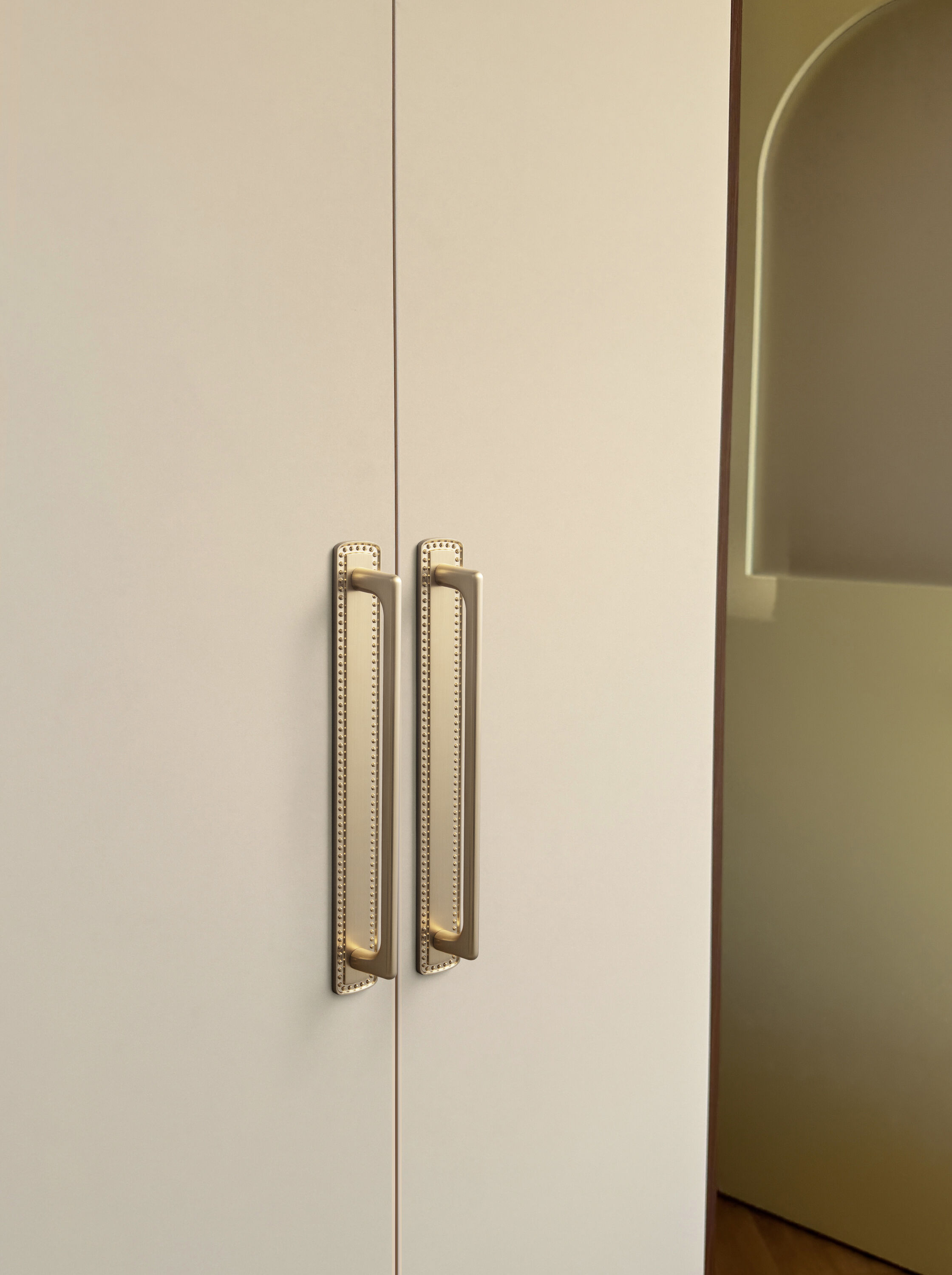 Miaokesen 052UBR-G018-192-2 Cabinet-Pulls - View #5