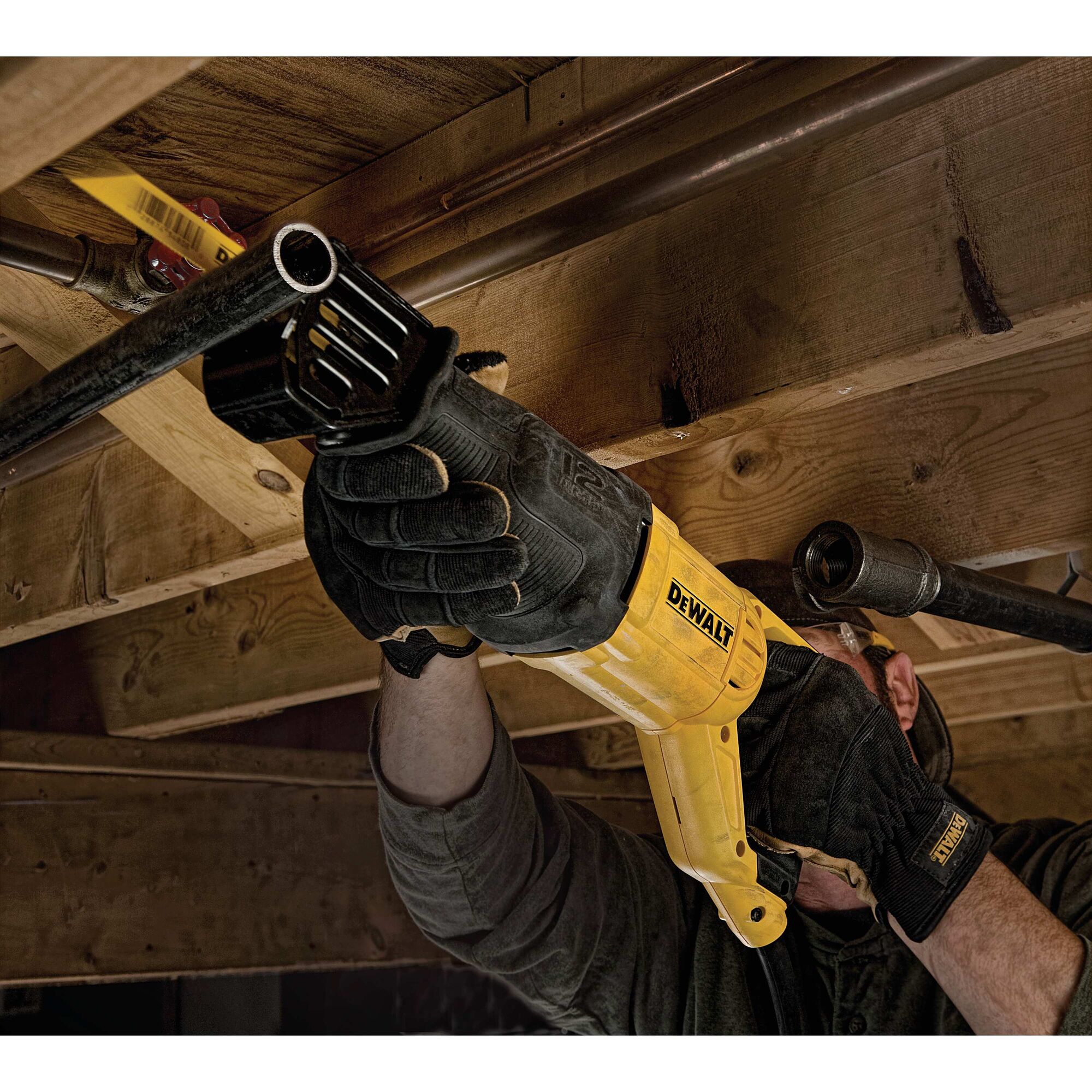 DEWALT 12-Amp Variable Speed Corded Reciprocating Saw in the Reciprocating  Saws department at