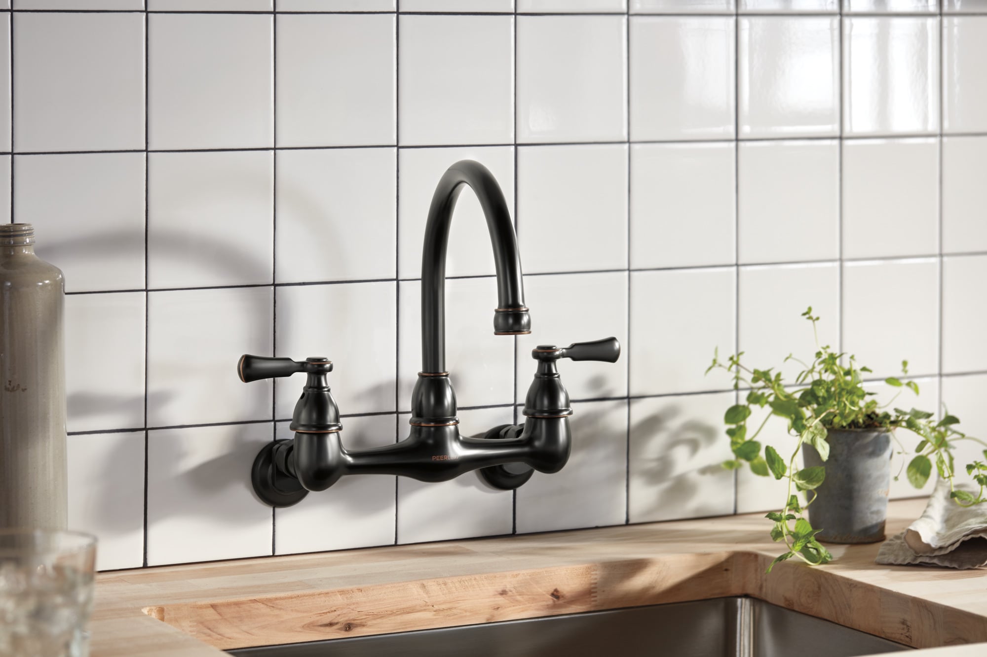 Peerless P2765LF-OB Kitchen-Faucets - View #4