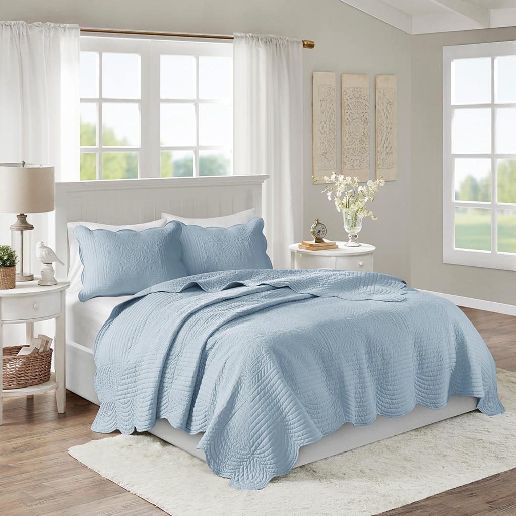 FAVSH 3 Piece Reversible Scalloped Edge Quilt Set Blue Full or Queen