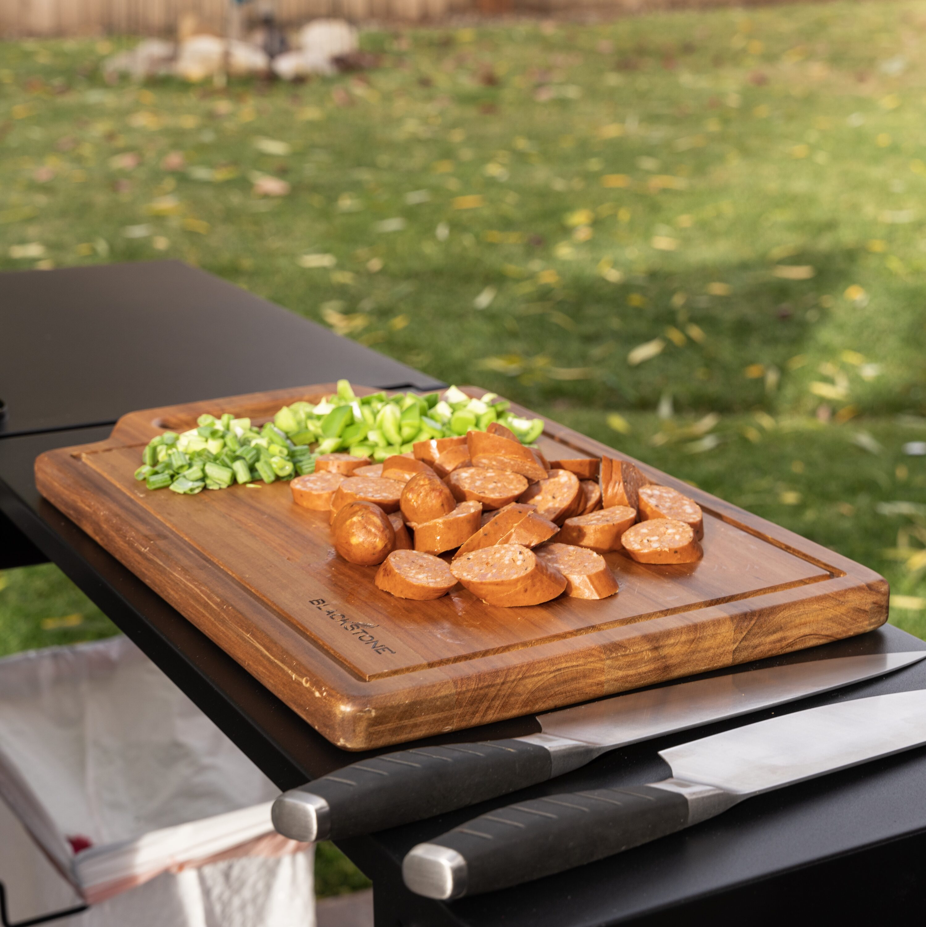 The new LARGE AND IN CHARGE cutting board is GORGEOUS!! Available on  blackstoneproducts.com but check your local stores that carry Blackstone  Products &, By BlackstoneBetty