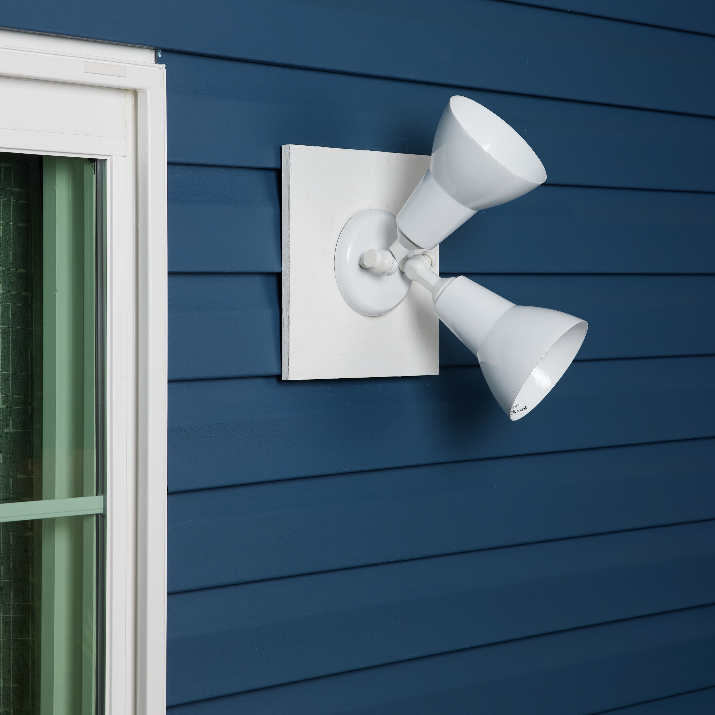 Maxim Lighting 92008WT Outdoor-Wall-Lighting - View #5