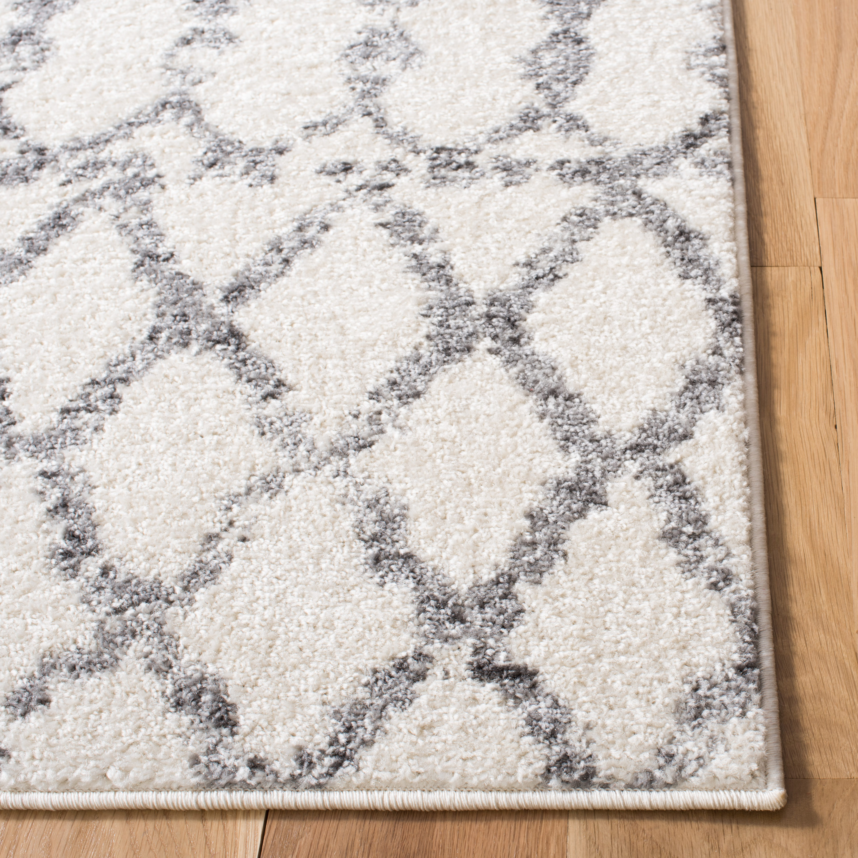 Ivory and Grey Hand-Knotted Synthetic Rectangular Area Rug