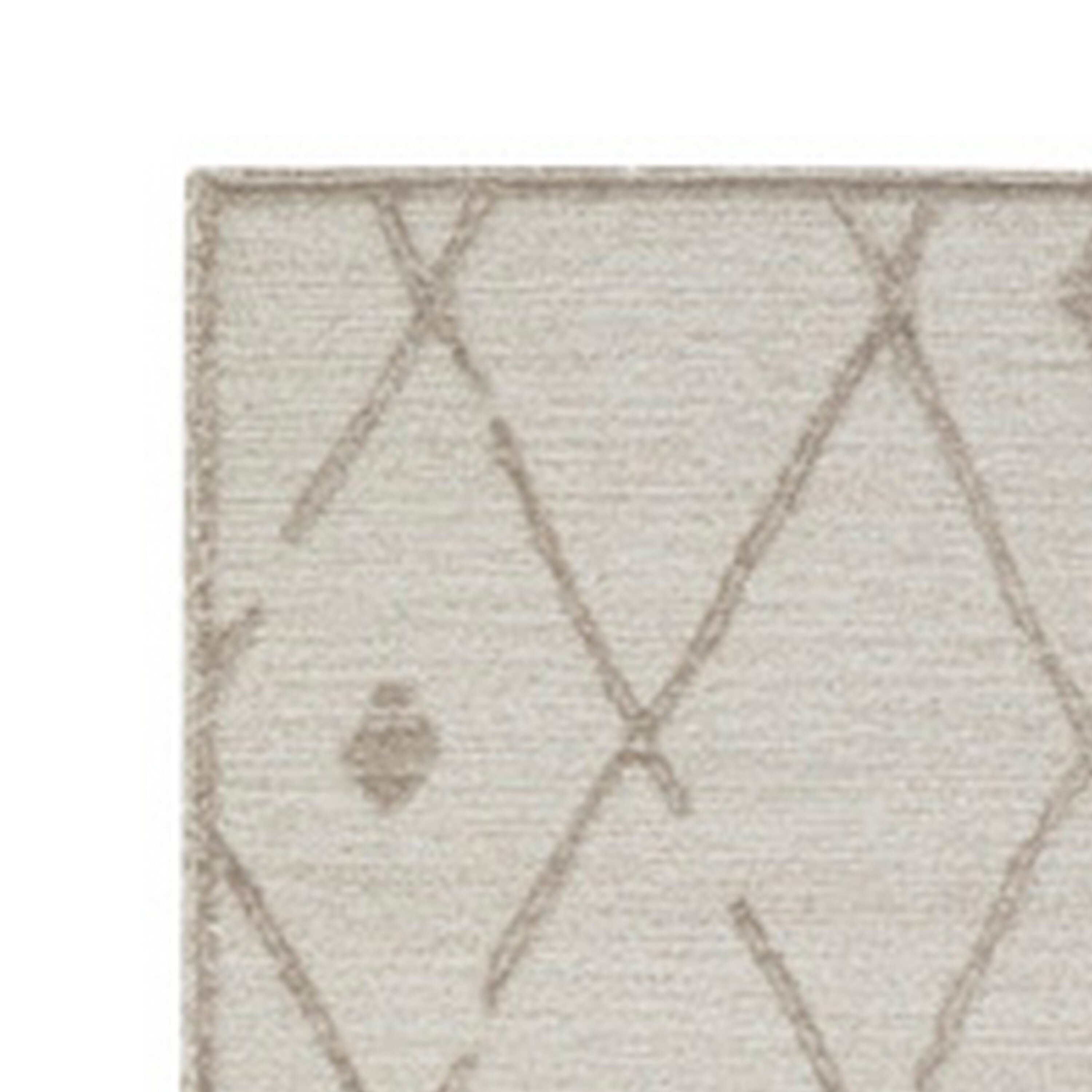 Benzara BM318356 rugs - View #2
