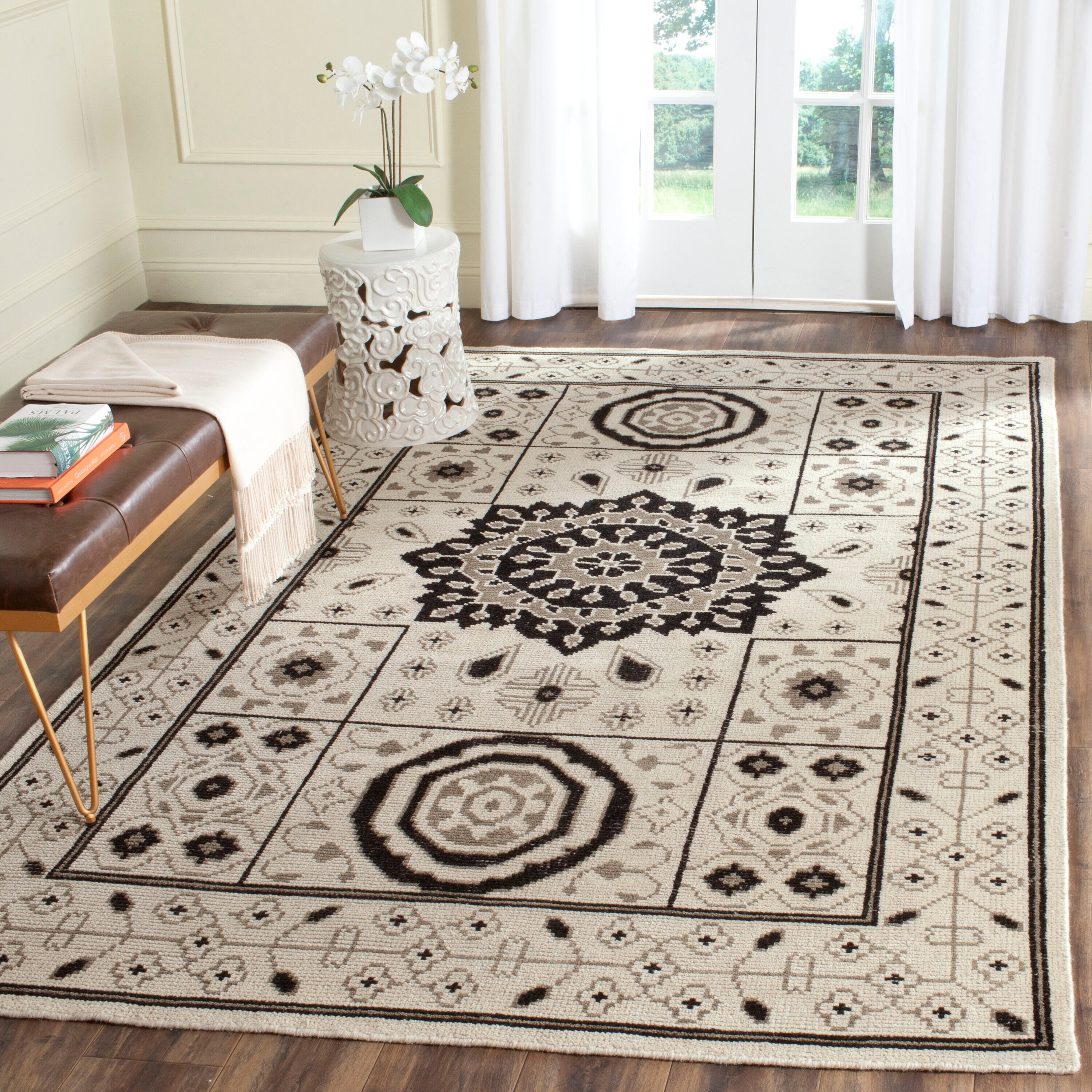 Kenya 625 Ivory/Gray Traditional 6Ft x 9Ft Medium Rectangle Rug