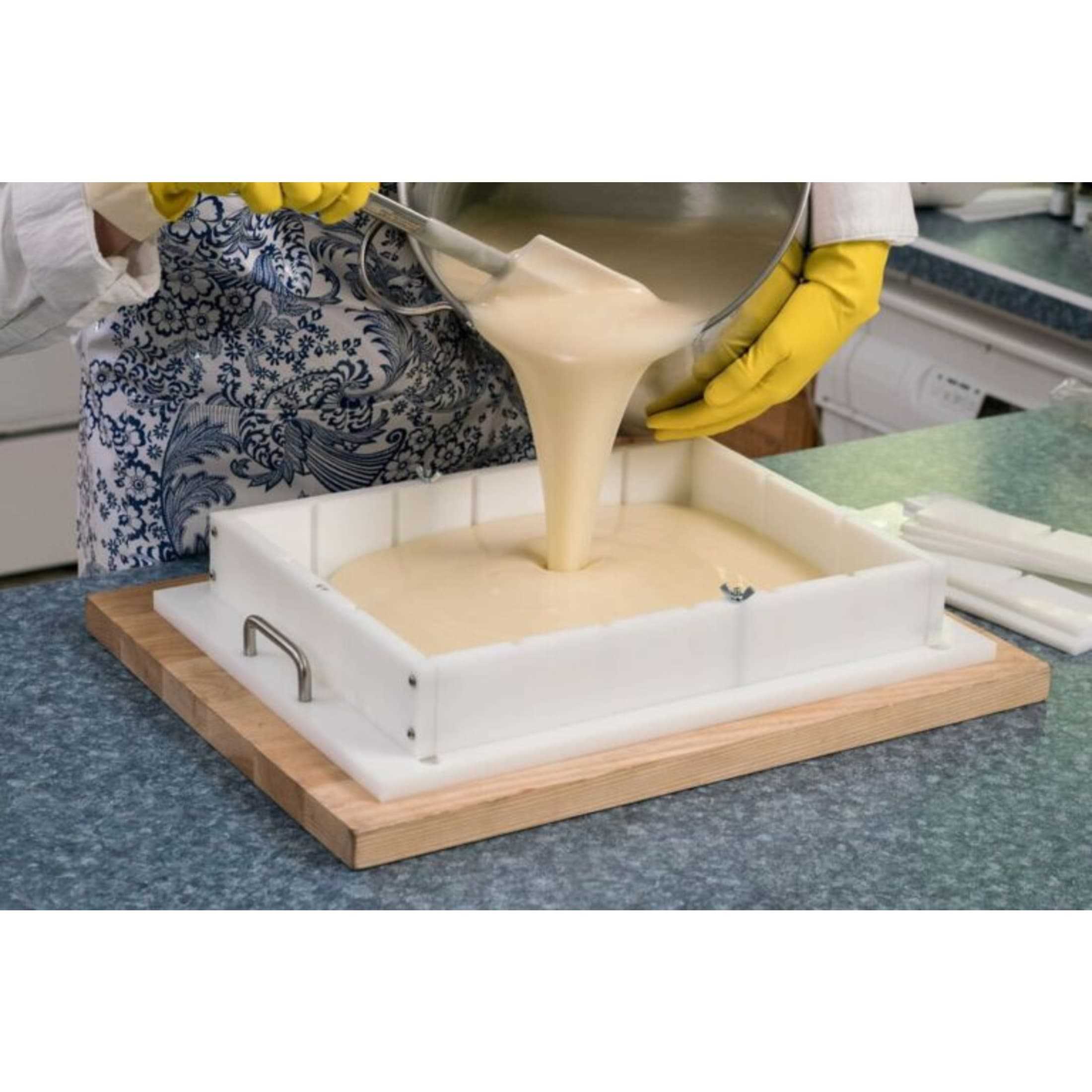 Lehman's 1121400 books - View #3