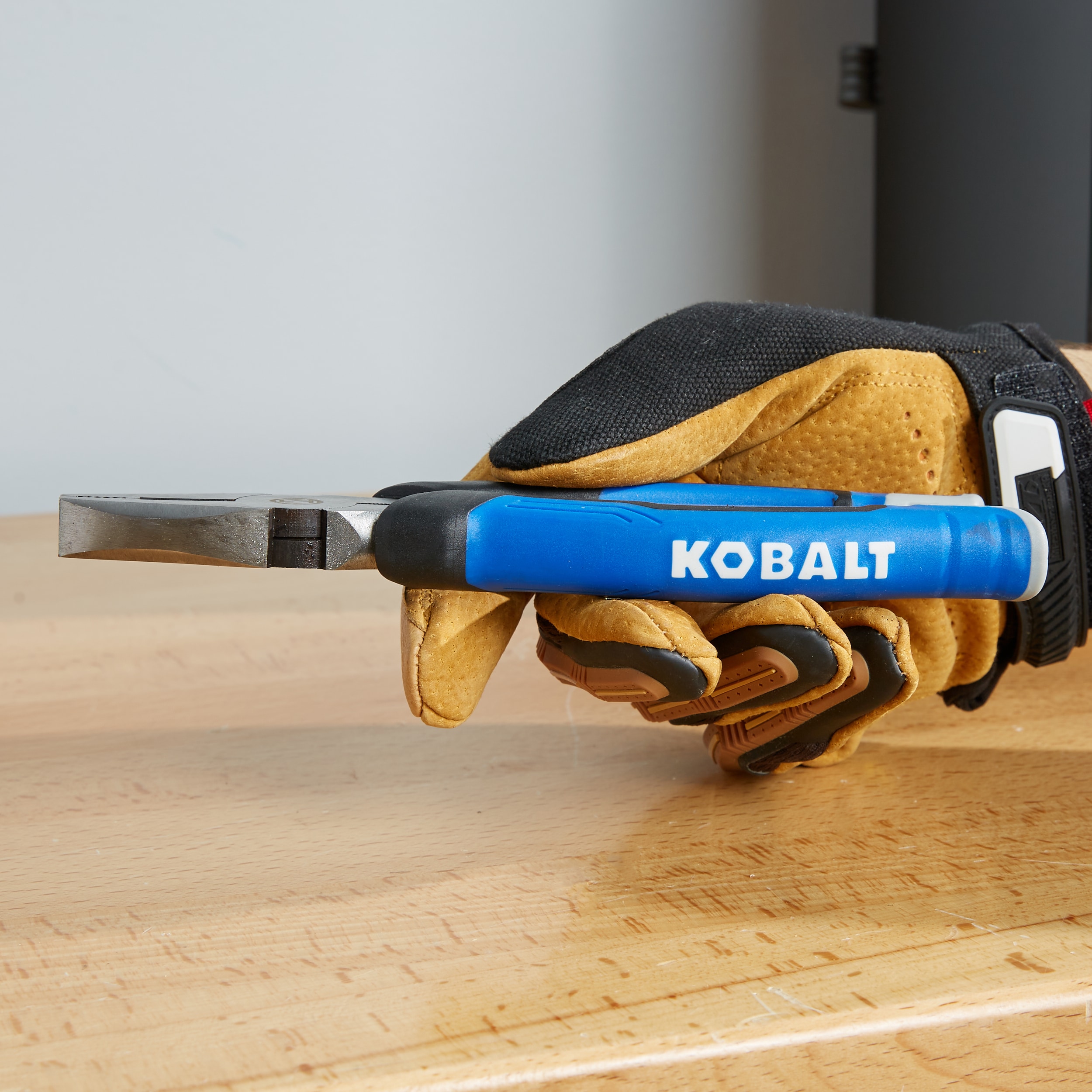 Kobalt 9-in Home Repair Lineman Pliers with Wire Cutter