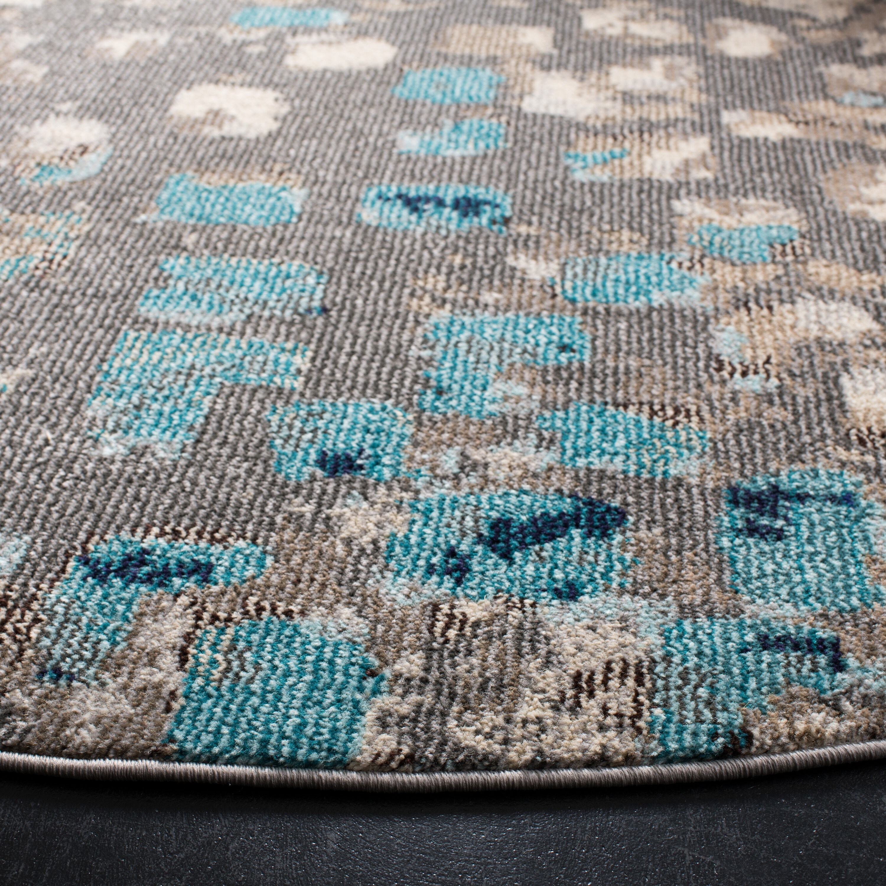 Safavieh MAD425E-4R rugs - View #3
