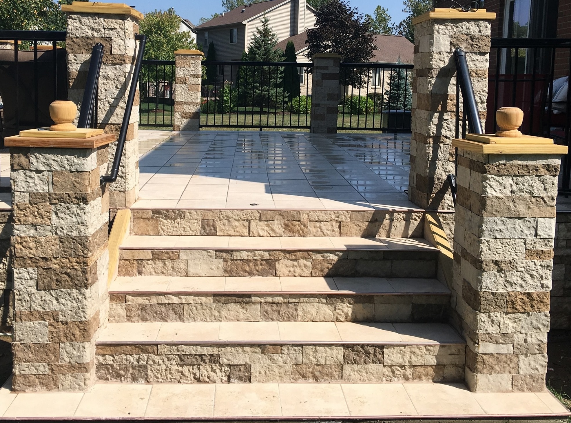AirStone CLAMFIO Stone-Veneer - View #3