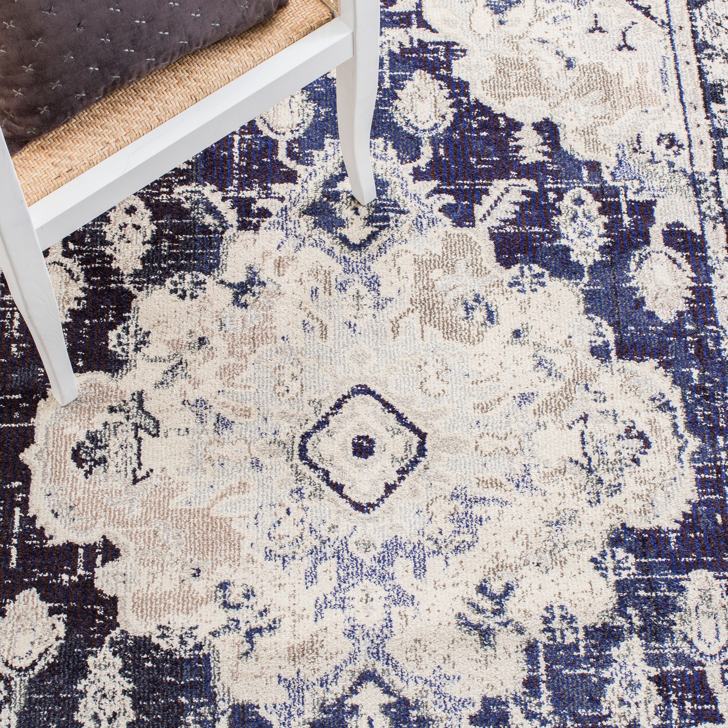 Safavieh MNC243C-7SQ rugs - View #6