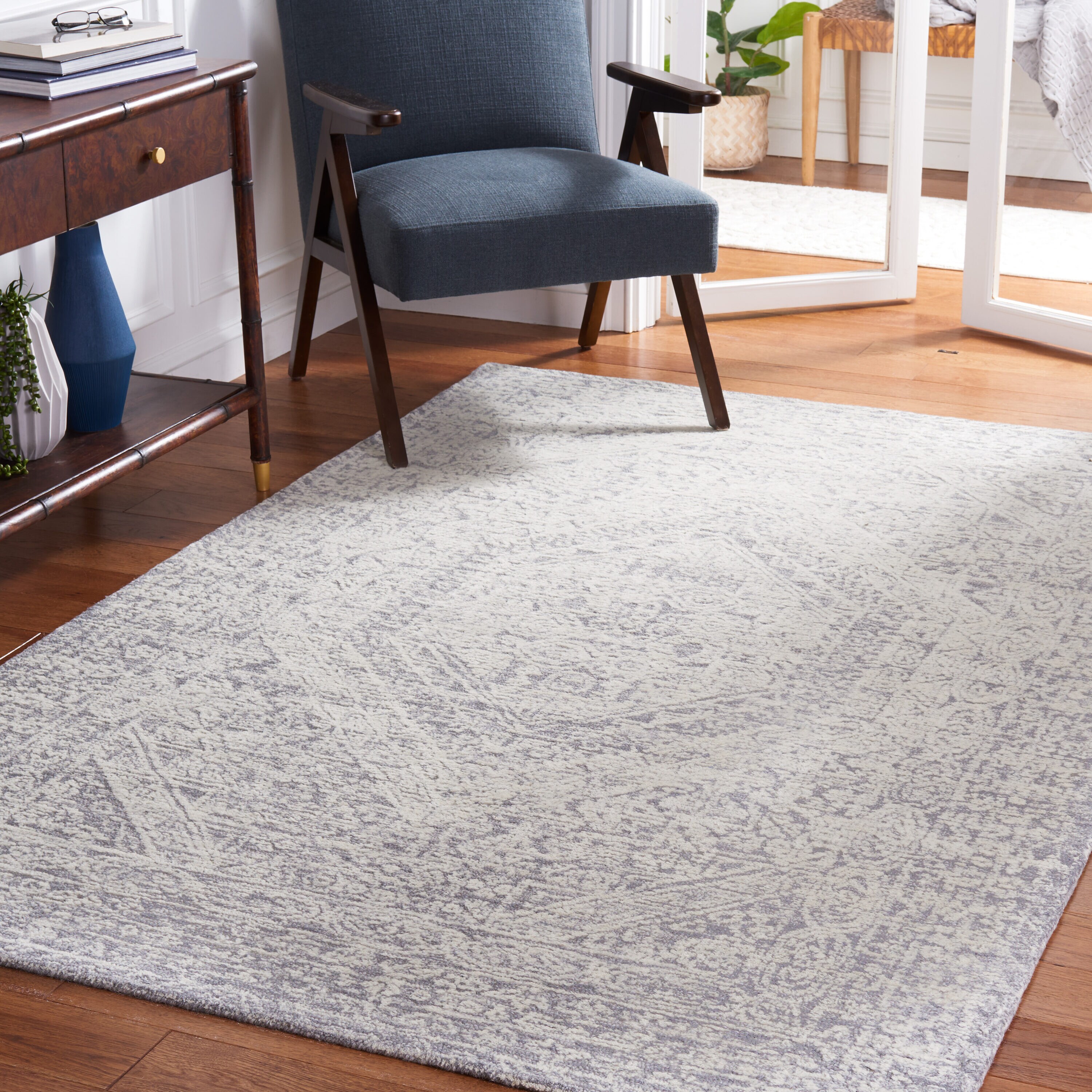  Metro 184 Gray/Ivory Traditional 5Ft x 8Ft Medium Rectangle Rug