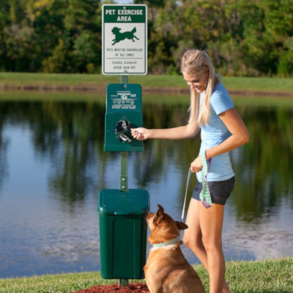 DOGIPOT 15-Gallons Commercial Pet Waste Station with Bag Dispenser in ...