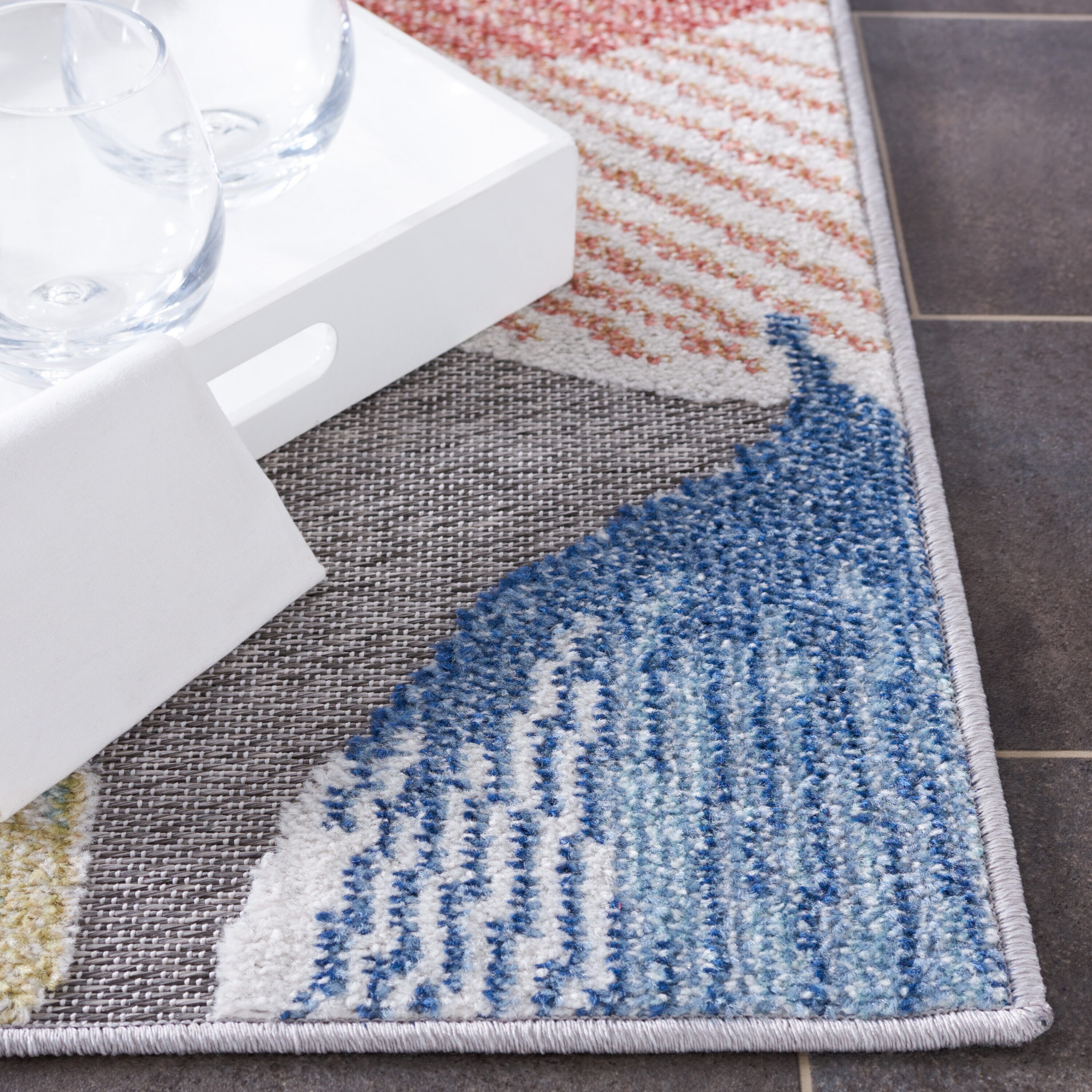 Safavieh SAR110A-4 rugs - View #6