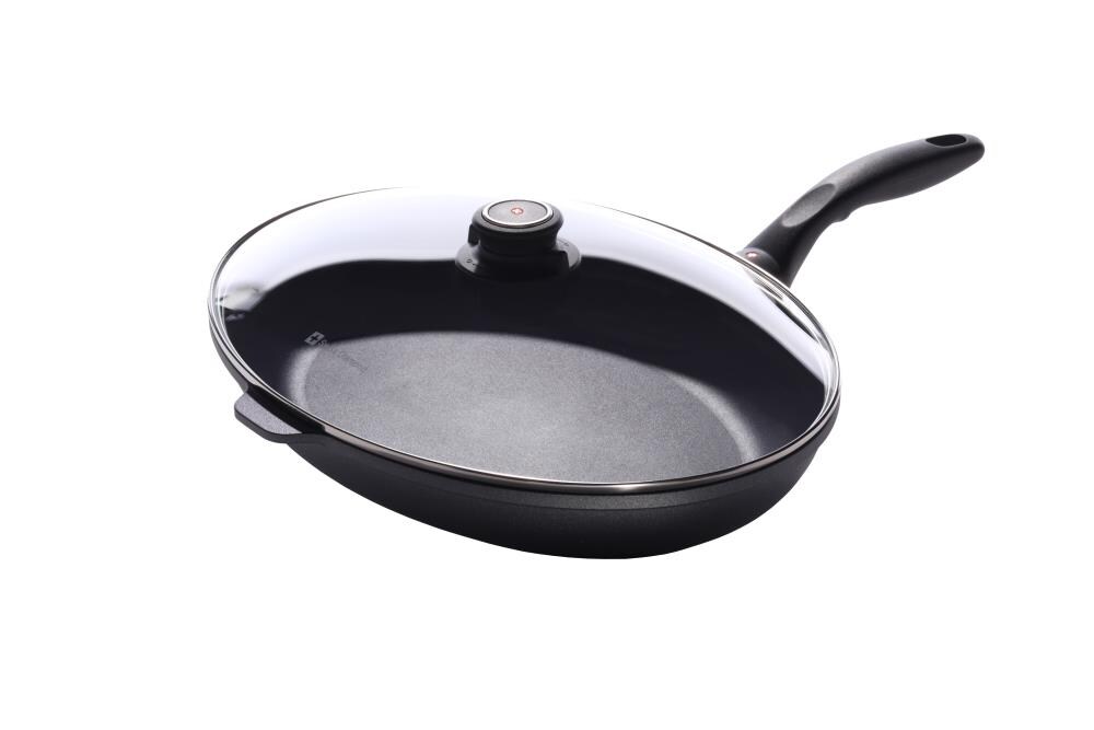 Swiss Diamond HD Classic 10 25 In Aluminum Cooking Pan With Lid At   13623744 