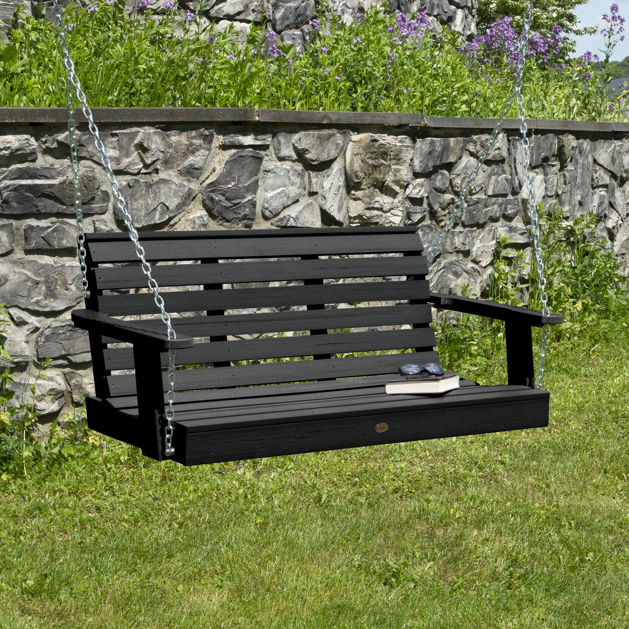 highwood AD-PORW2-BKE The Weatherly 2 -person Black Recycled plastic Outdoor Swing