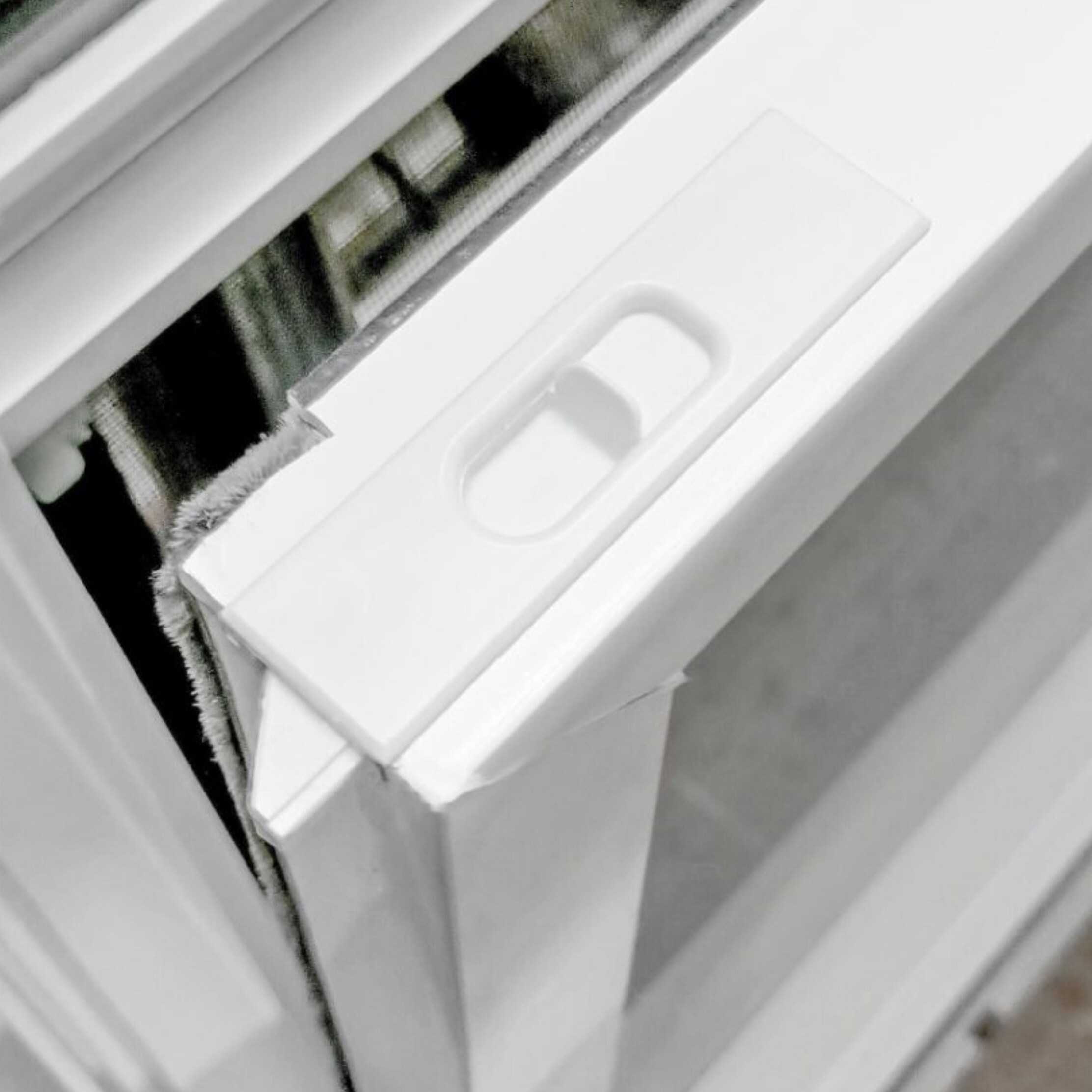 RELIABILT 32513652RBSHBLKG Single-Hung-Windows - View #8