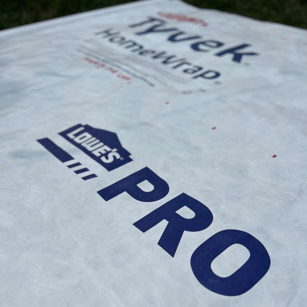 Tyvek 3-ft x 100-ft Water Resistant House Wrap (300-sq ft) in the House  Wrap department at