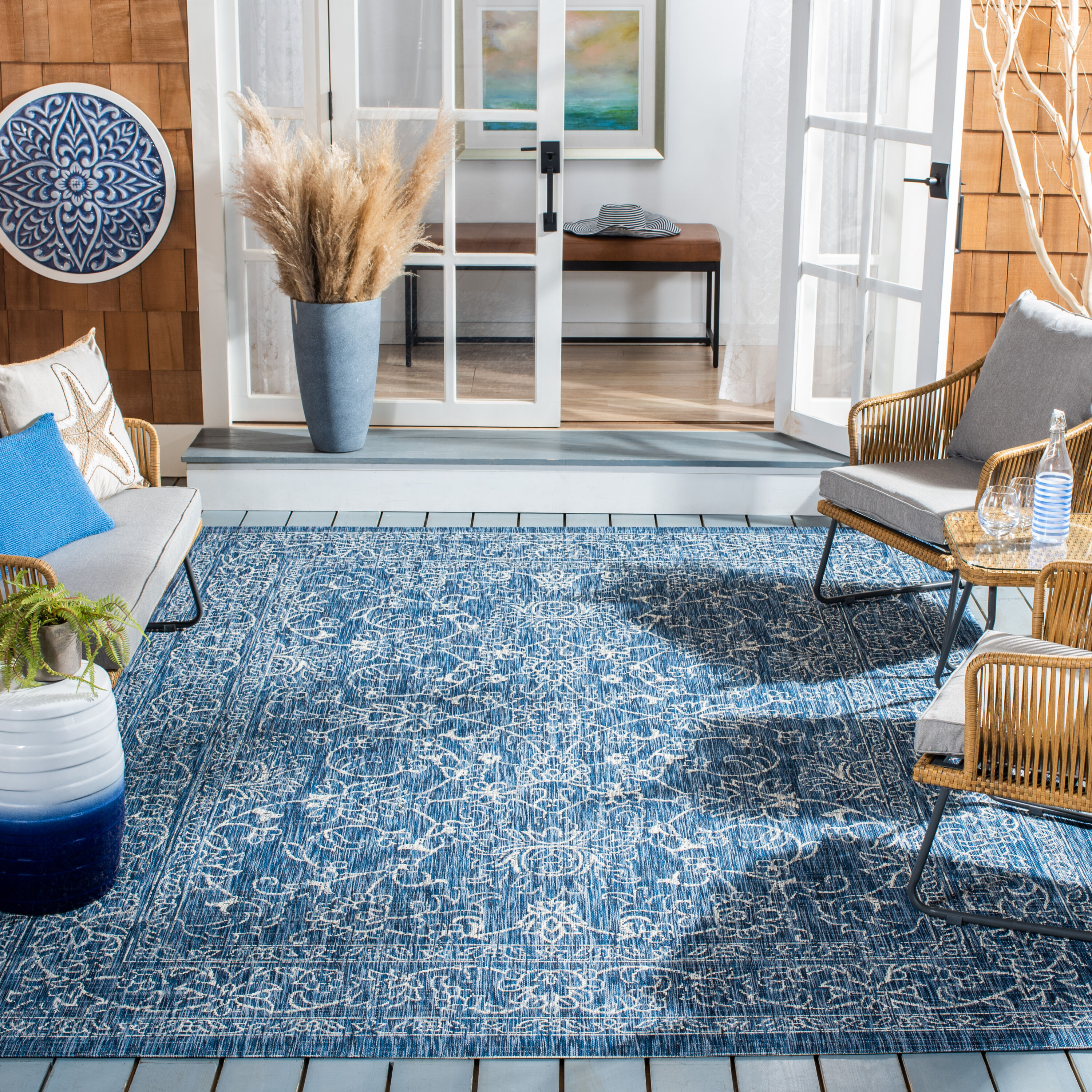 Safavieh CY8680-36821-4SQ Courtyard Providence 4 x 4 (ft) Loomed Polypropylene Navy/Ivory Square Indoor/Outdoor Distressed/Overdyed Area rug