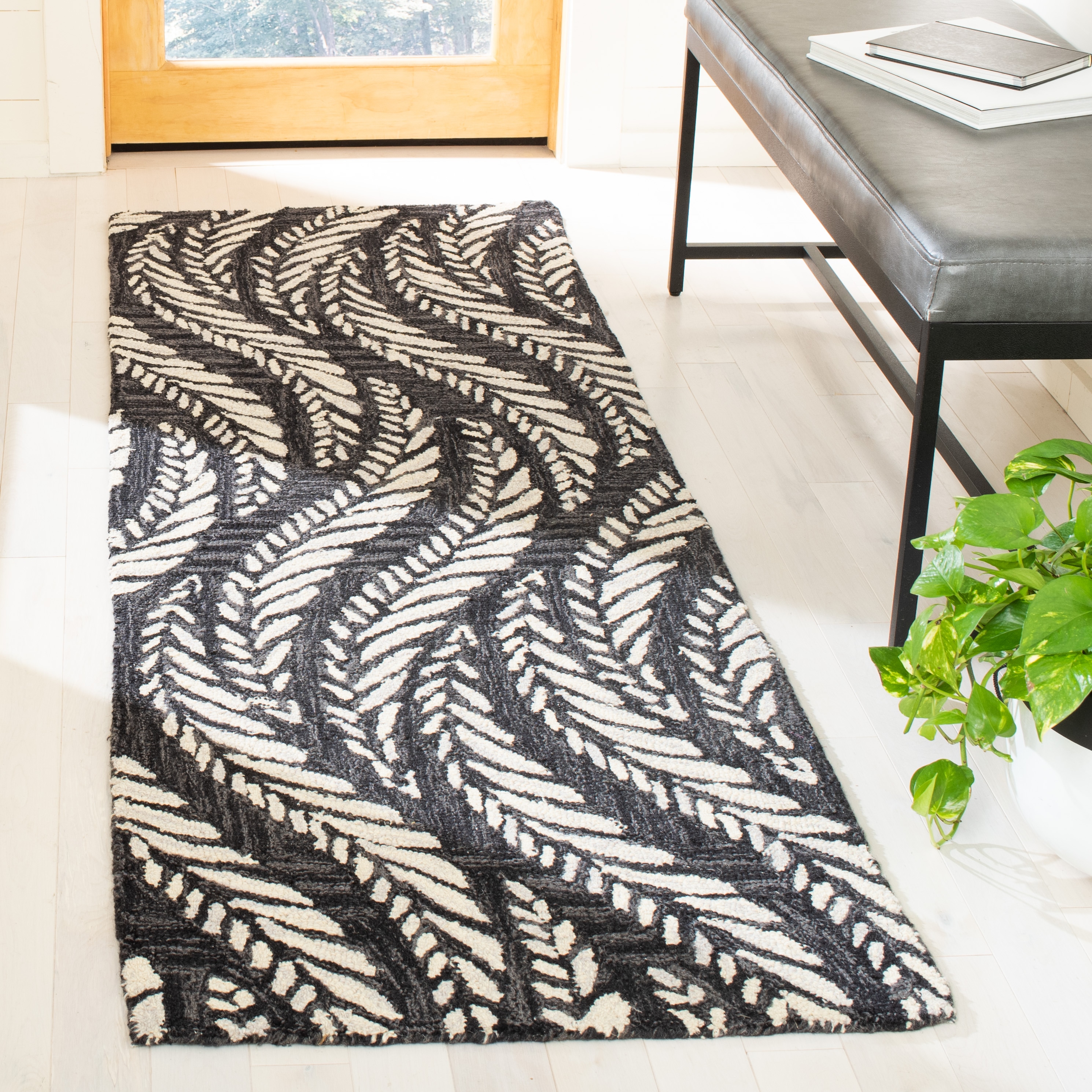  Micro-Loop 170 Charcoal/Ivory Contemporary 2ft-3in x 7ft Runner Rug