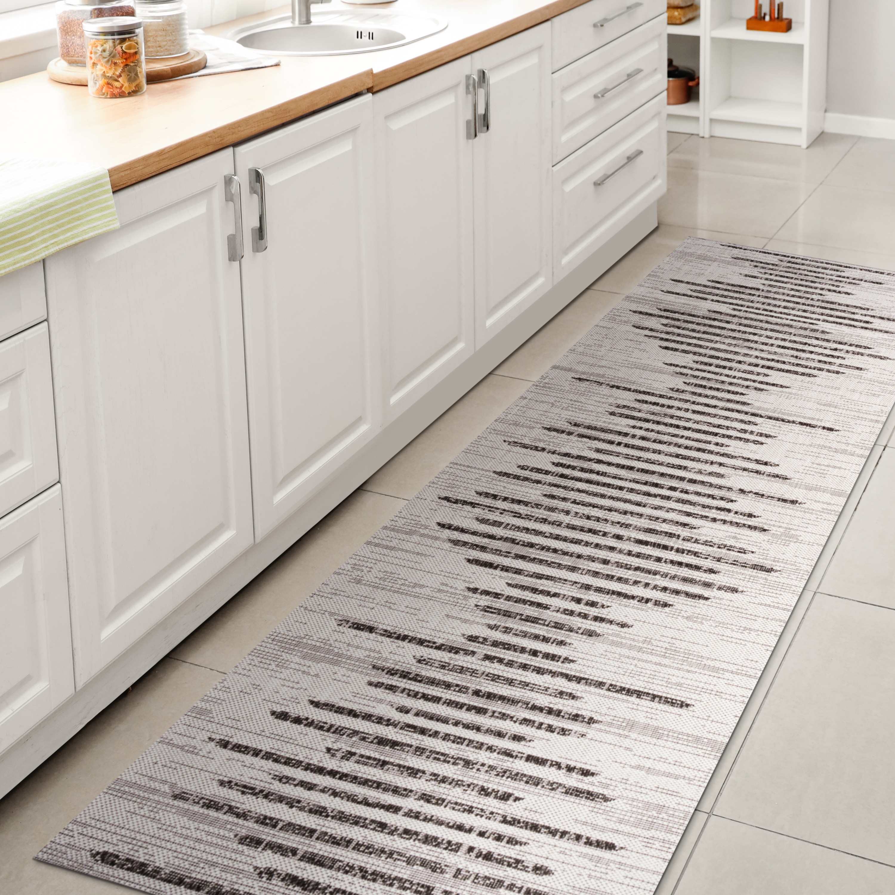 JONATHAN  Y SMB124D-28 Santa Monica Zolak Berber 2 x 8 (ft) Loomed Polypropylene Ivory/Black Rectangular Indoor/Outdoor Stripe Bohemian/Eclectic Runner rug
