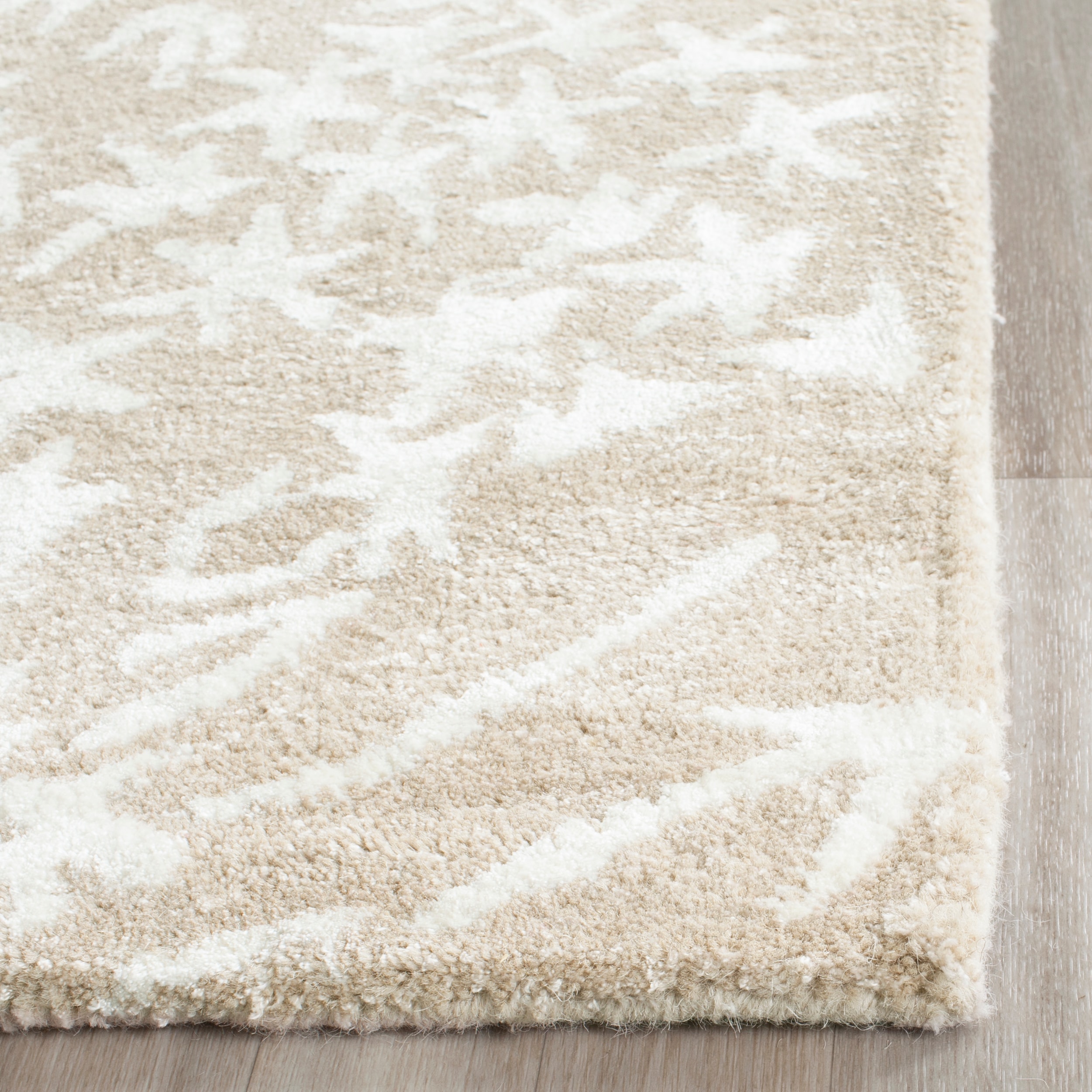 Safavieh BEL131C-27 rugs - View #3