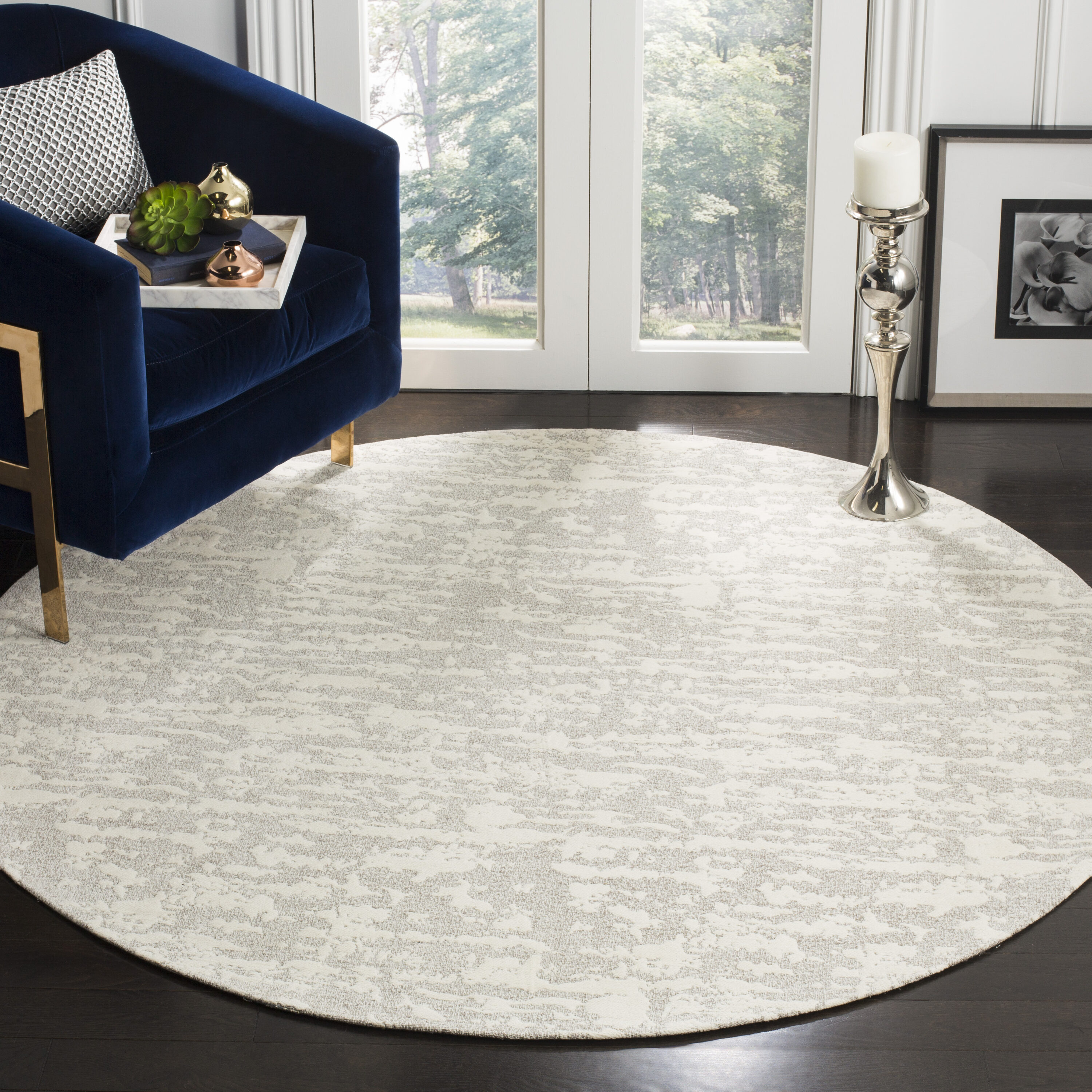 Safavieh MRB631A-6R Marbella Florette 6 x 6 (ft) Loomed Polyester Light Gray/Ivory Round Indoor Abstract Area rug