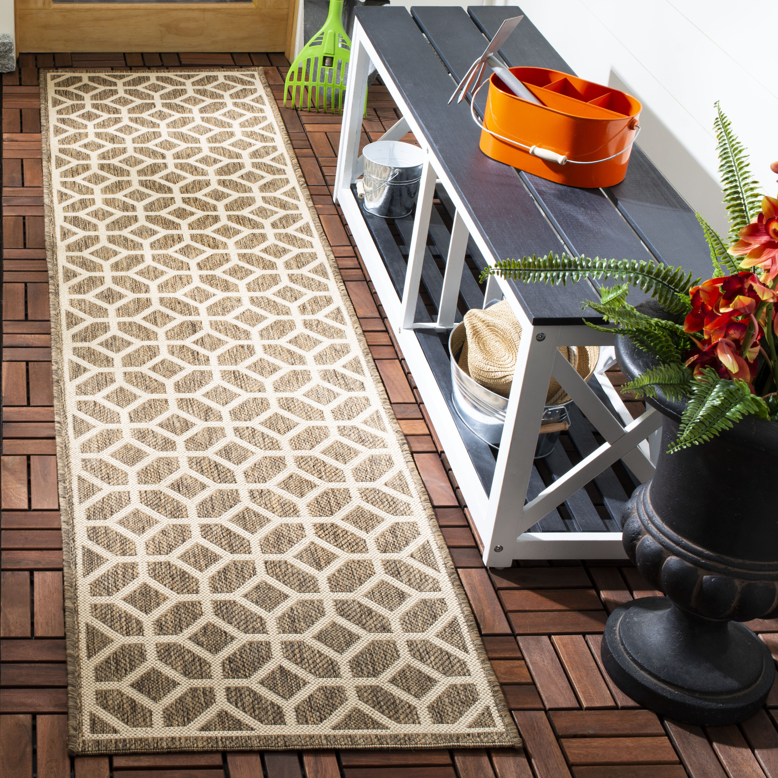 Beach House 127D Beige Cream 2ft-2in x 8ft Runner Rug