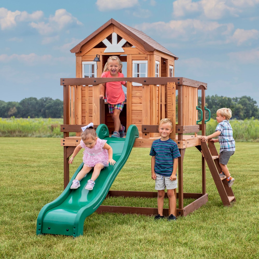 Backyard Discovery 2102316COM Echo Heights Outdoor Wood Playhouse