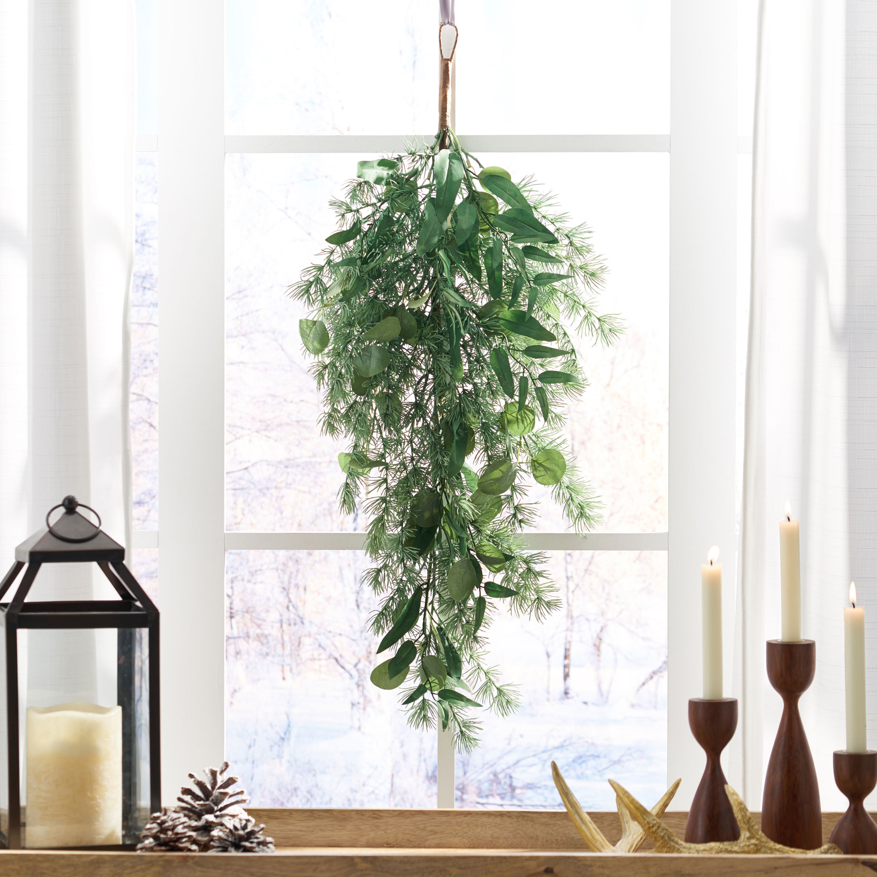 AAZJ NBC-CM73061 32.5-in Indoor/Outdoor Green Leaf Artificial Christmas Wreath